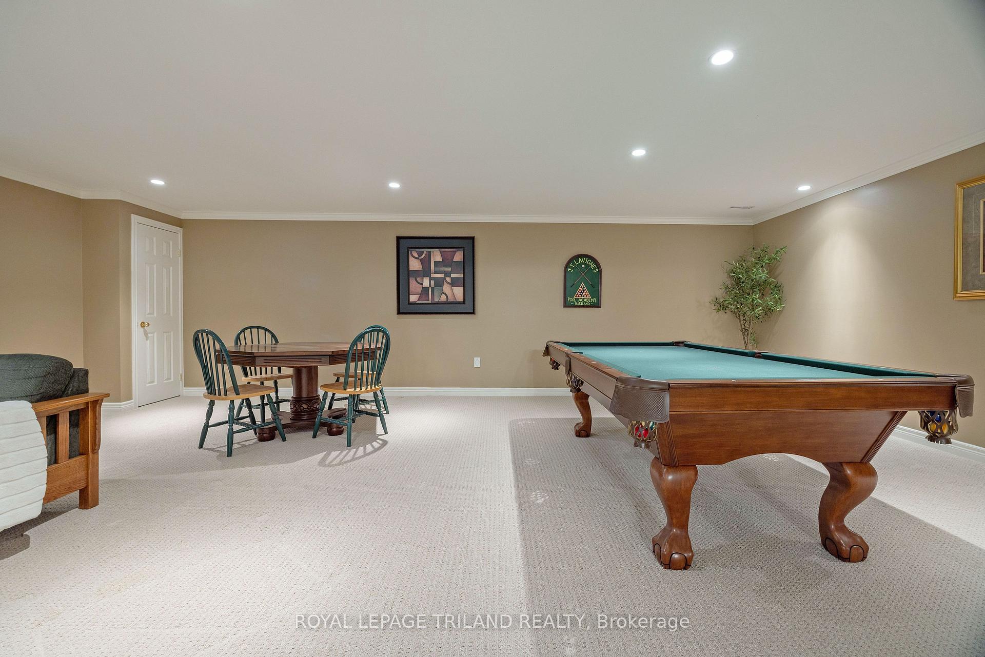 Photo 32 of Unit 10, 575 McGarrell Place, London, North R — HOMEH