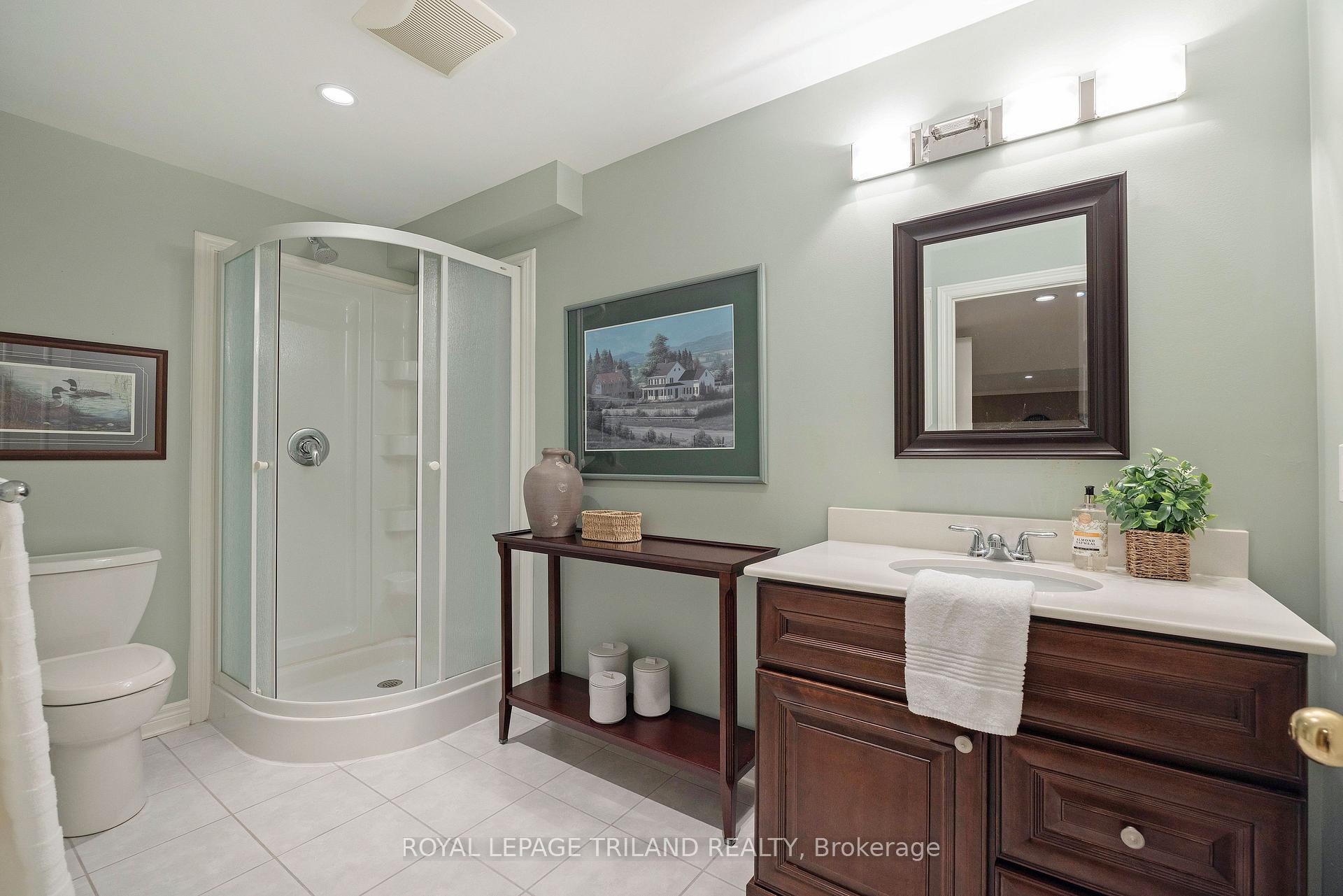 Photo 37 of Unit 10, 575 McGarrell Place, London, North R — HOMEH