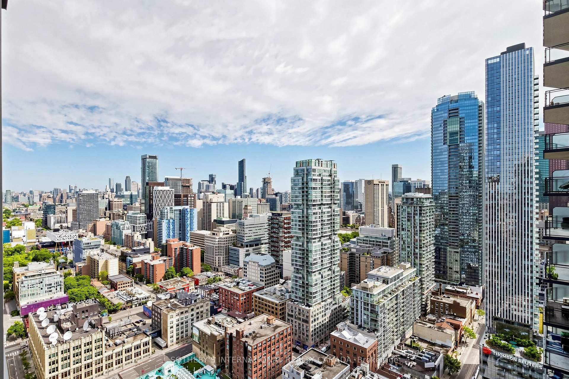 Photo 3 of Unit 3906, 295 Adelaide Street W, Toronto, Waterfront Communities — HOMEH