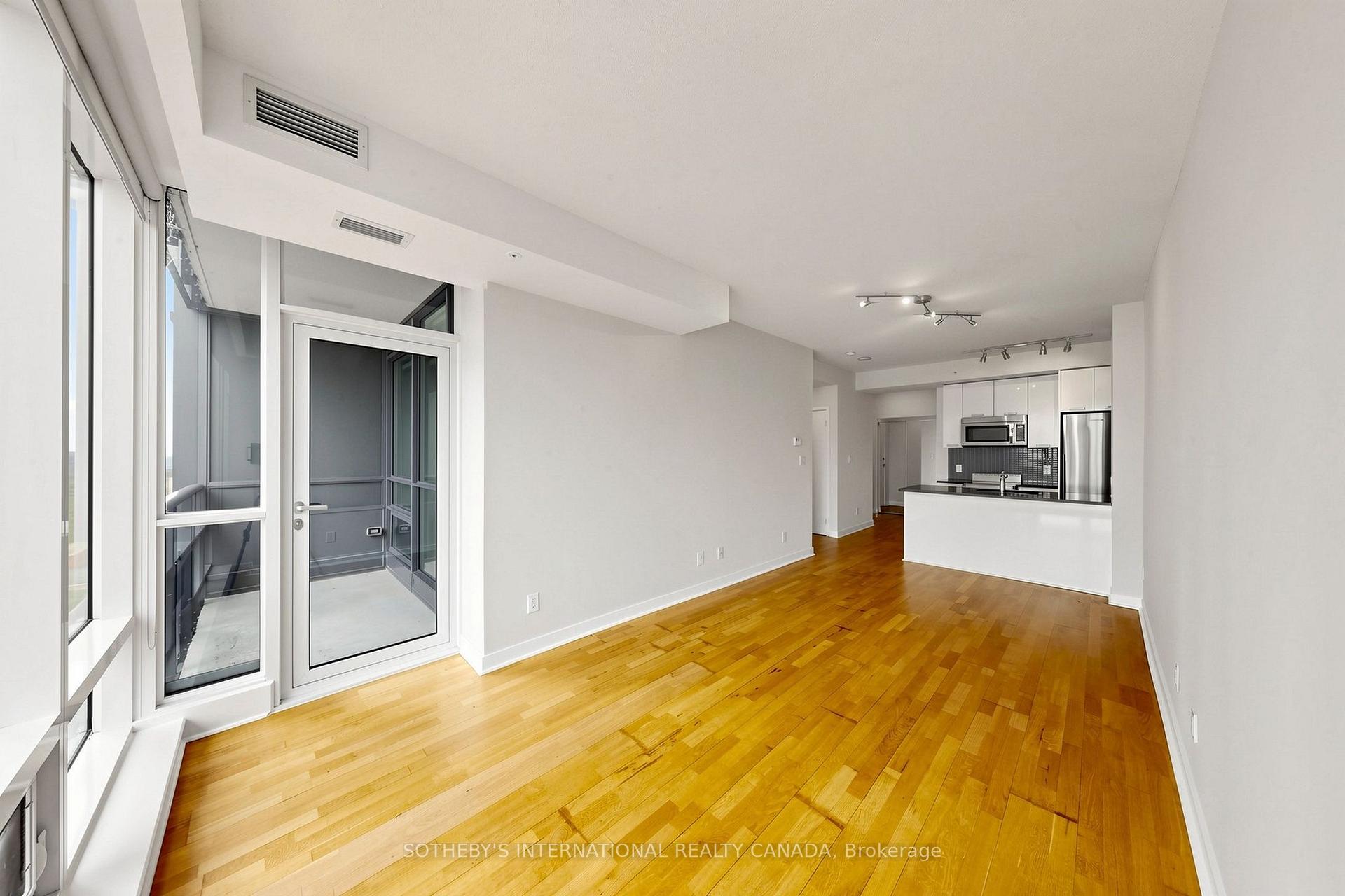 Photo 7 of Unit 3906, 295 Adelaide Street W, Toronto, Waterfront Communities — HOMEH