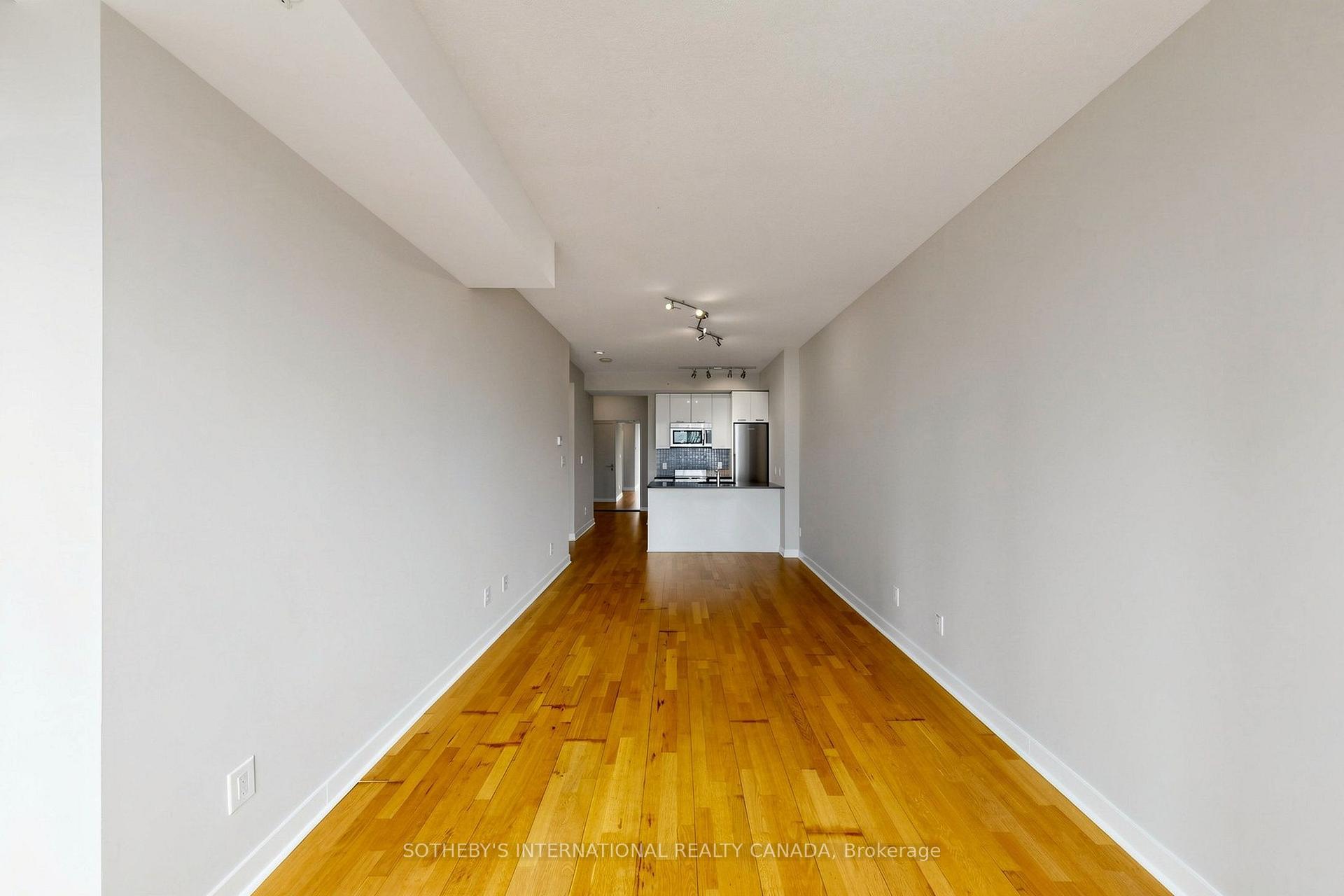Photo 8 of Unit 3906, 295 Adelaide Street W, Toronto, Waterfront Communities — HOMEH