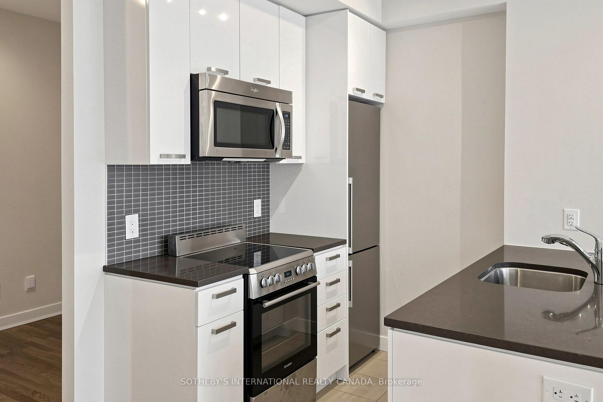 Photo 12 of Unit 3906, 295 Adelaide Street W, Toronto, Waterfront Communities — HOMEH