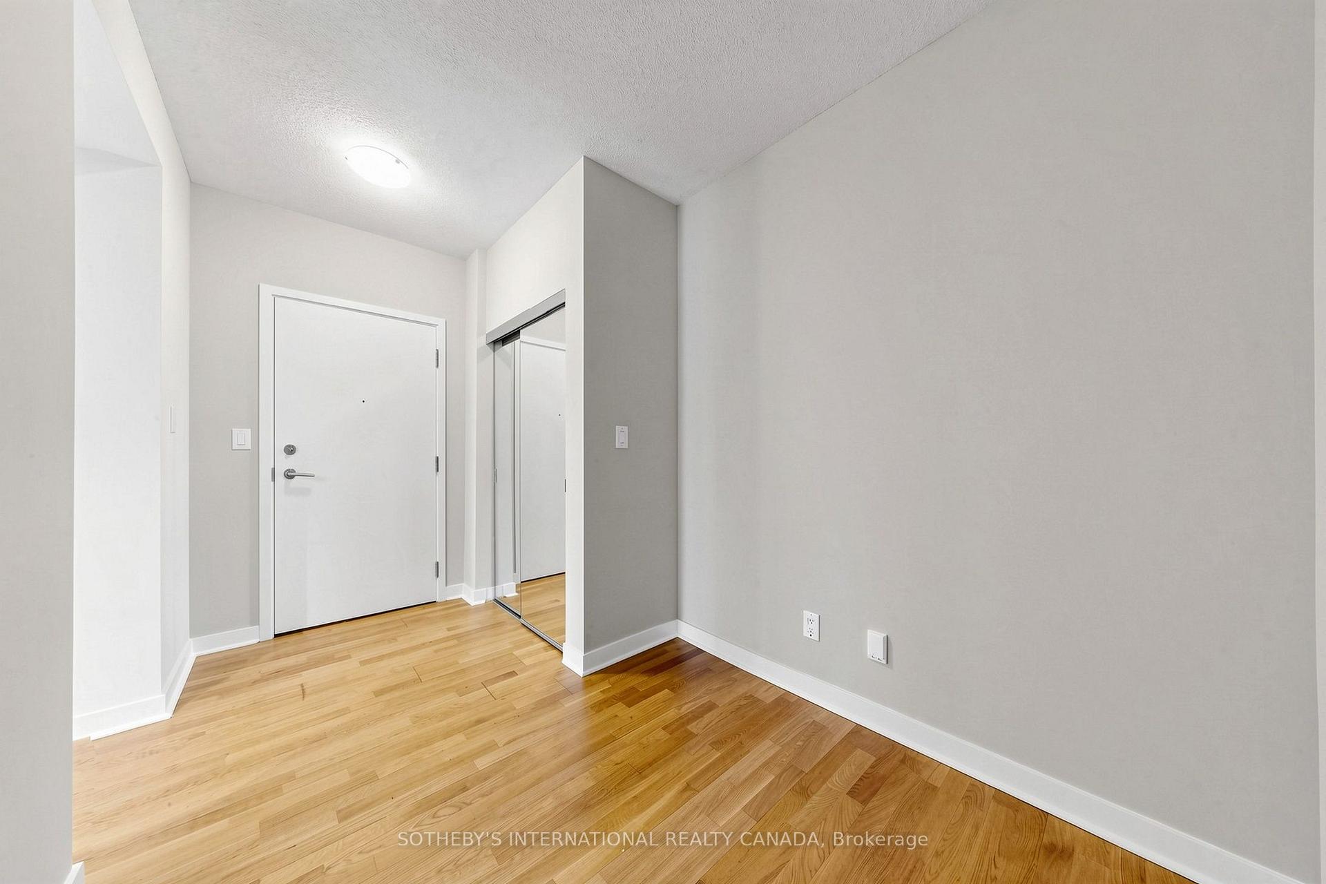Photo 23 of Unit 3906, 295 Adelaide Street W, Toronto, Waterfront Communities — HOMEH