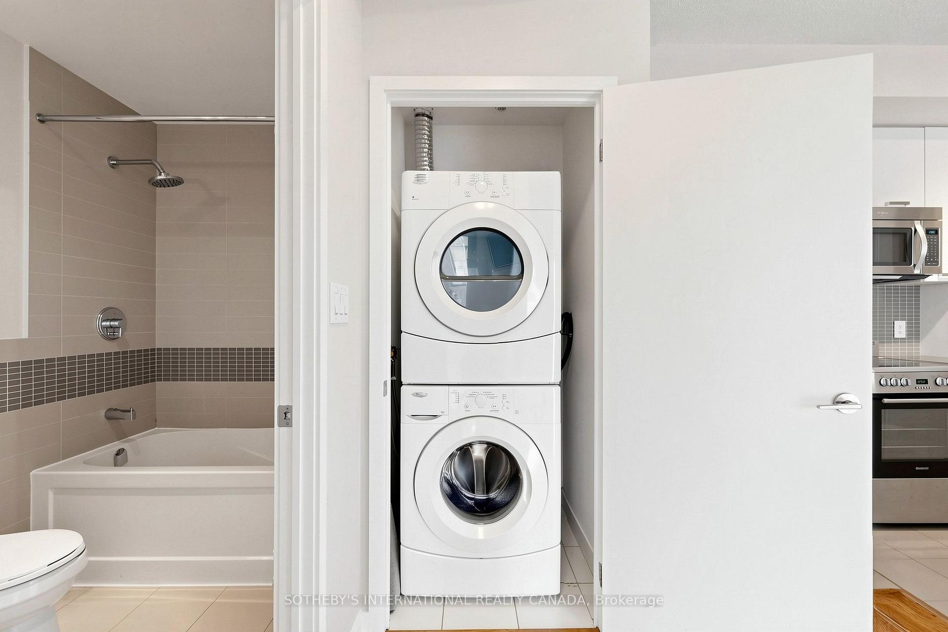 Photo 26 of Unit 3906, 295 Adelaide Street W, Toronto, Waterfront Communities — HOMEH