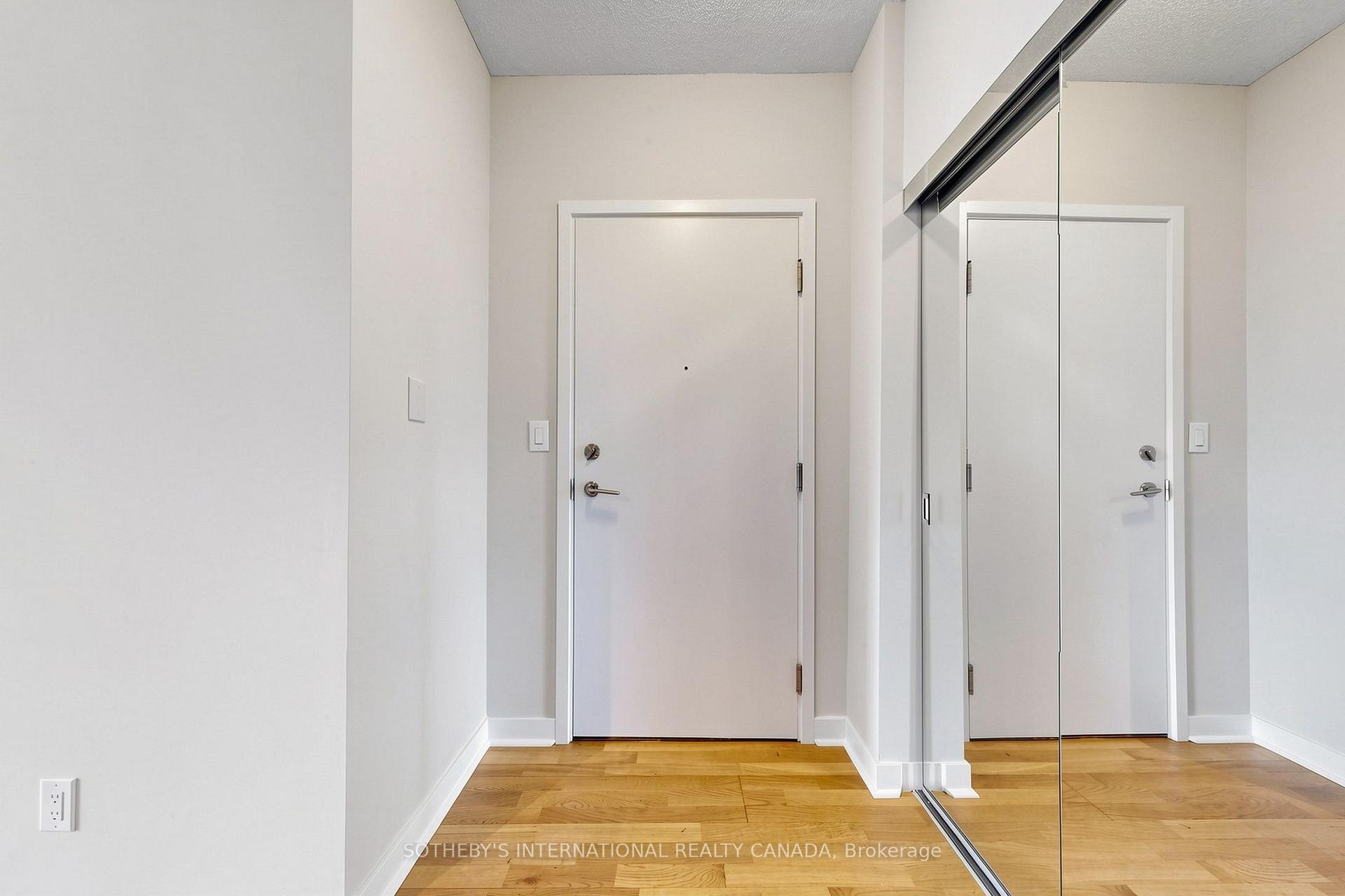 Photo 27 of Unit 3906, 295 Adelaide Street W, Toronto, Waterfront Communities — HOMEH
