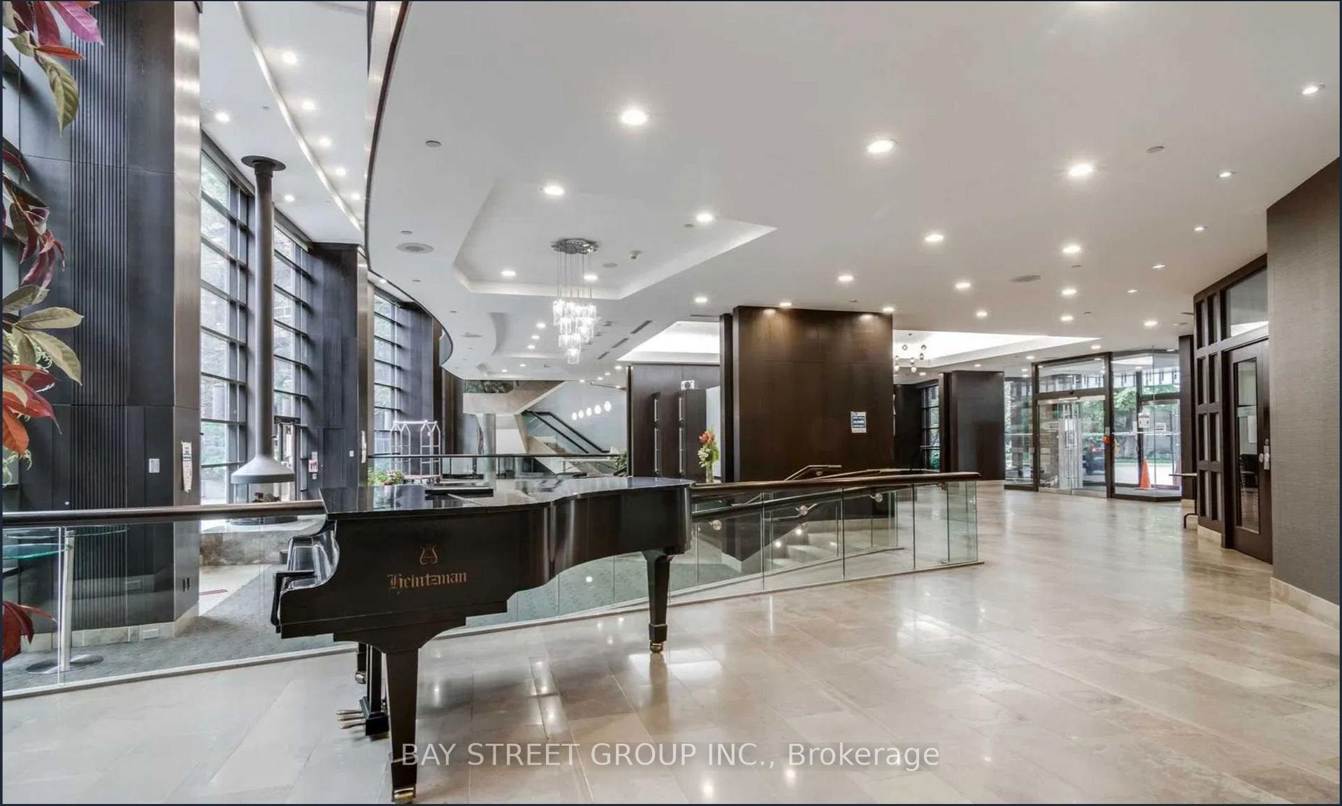 Photo 2 of Unit 2100, 33 Sheppard Avenue E, North York, Willowdale East — HOMEH