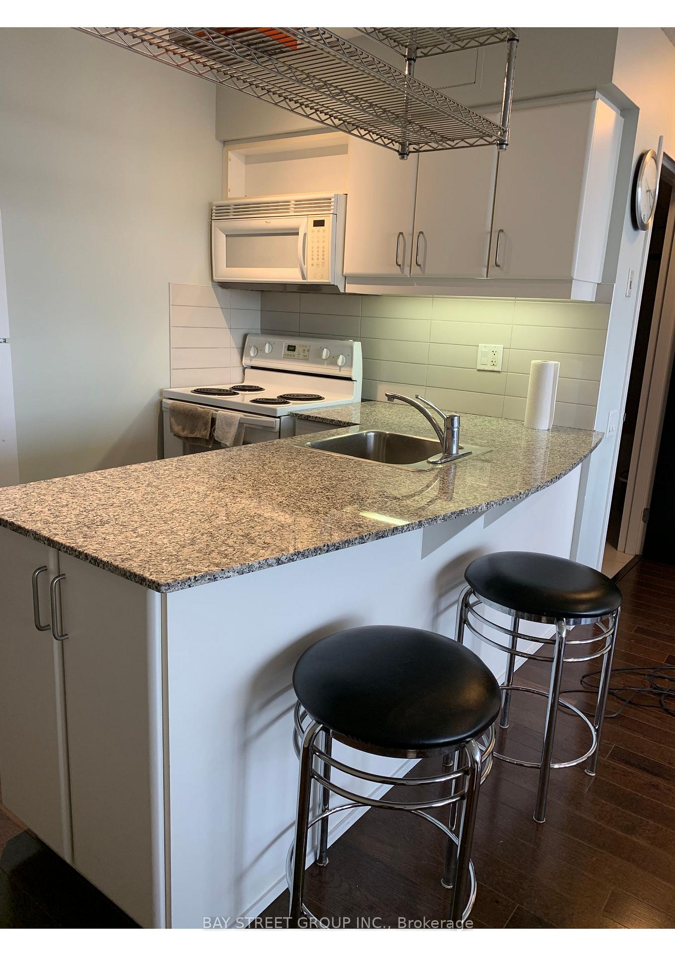 Photo 9 of Unit 2100, 33 Sheppard Avenue E, North York, Willowdale East — HOMEH