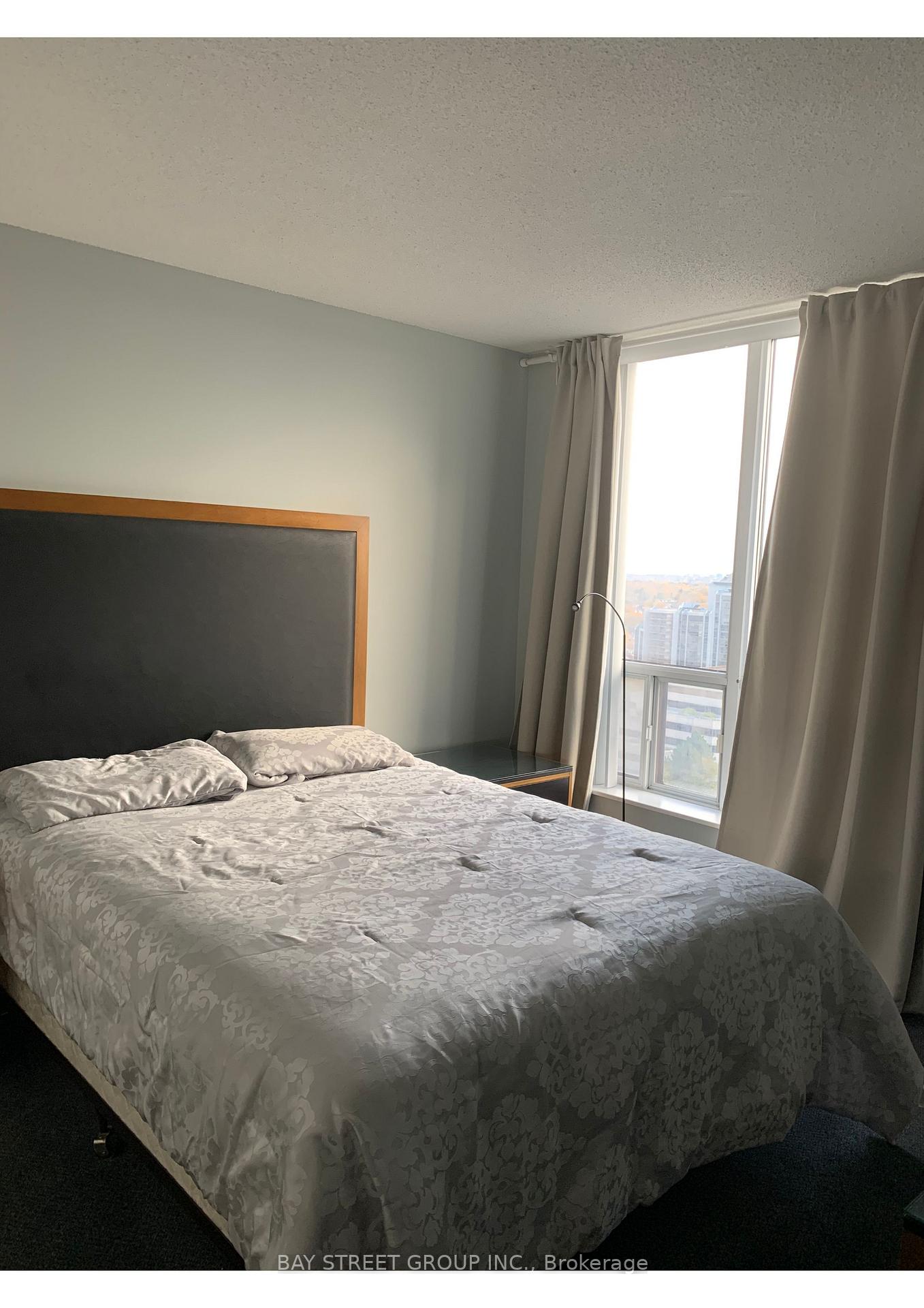 Photo 14 of Unit 2100, 33 Sheppard Avenue E, North York, Willowdale East — HOMEH