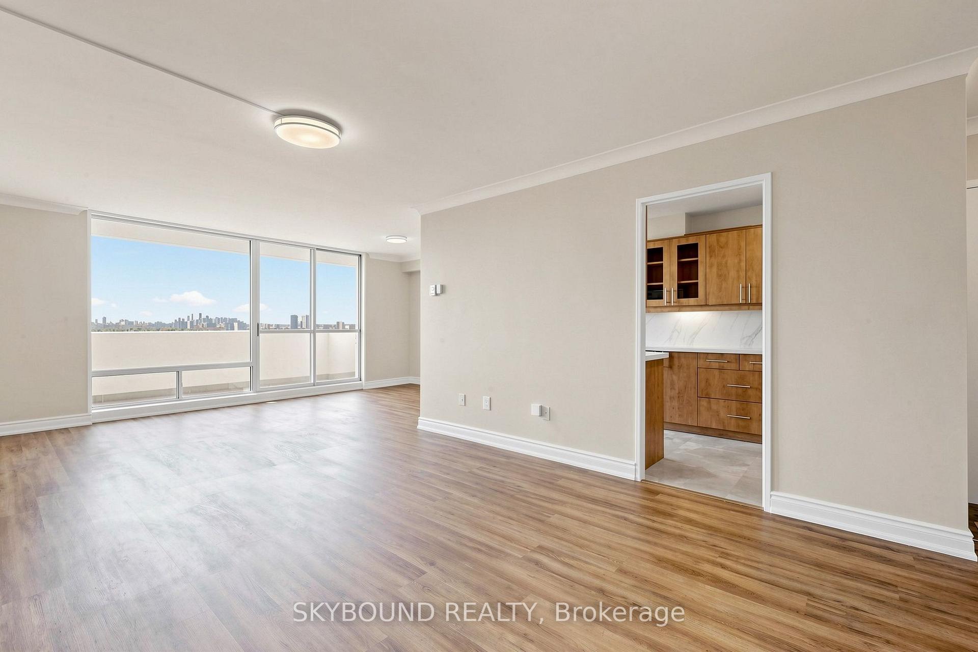 Photo 3 of Unit 1710, 1 Massey Square, Toronto, Crescent Town — HOMEH