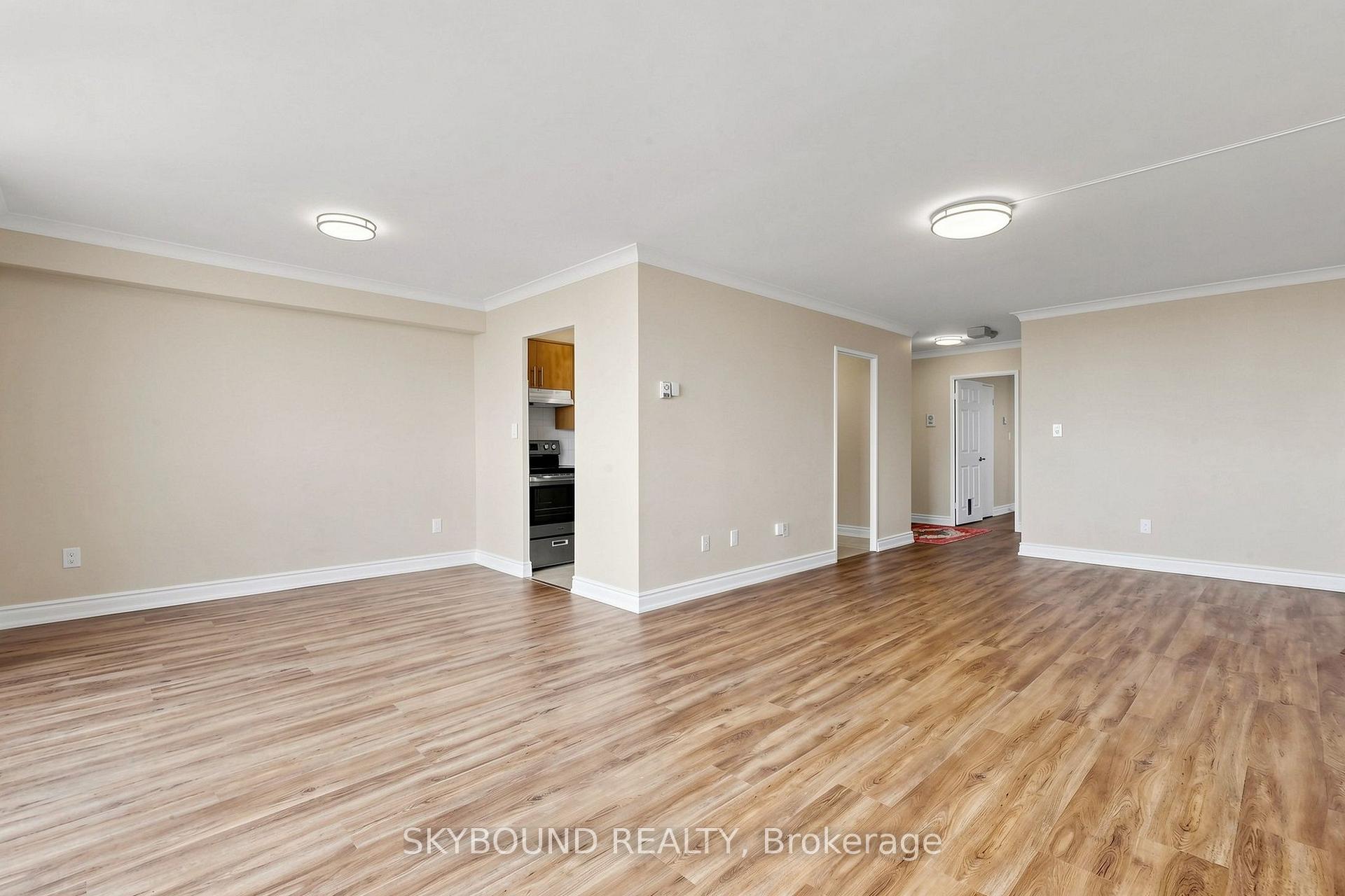 Photo 7 of Unit 1710, 1 Massey Square, Toronto, Crescent Town — HOMEH