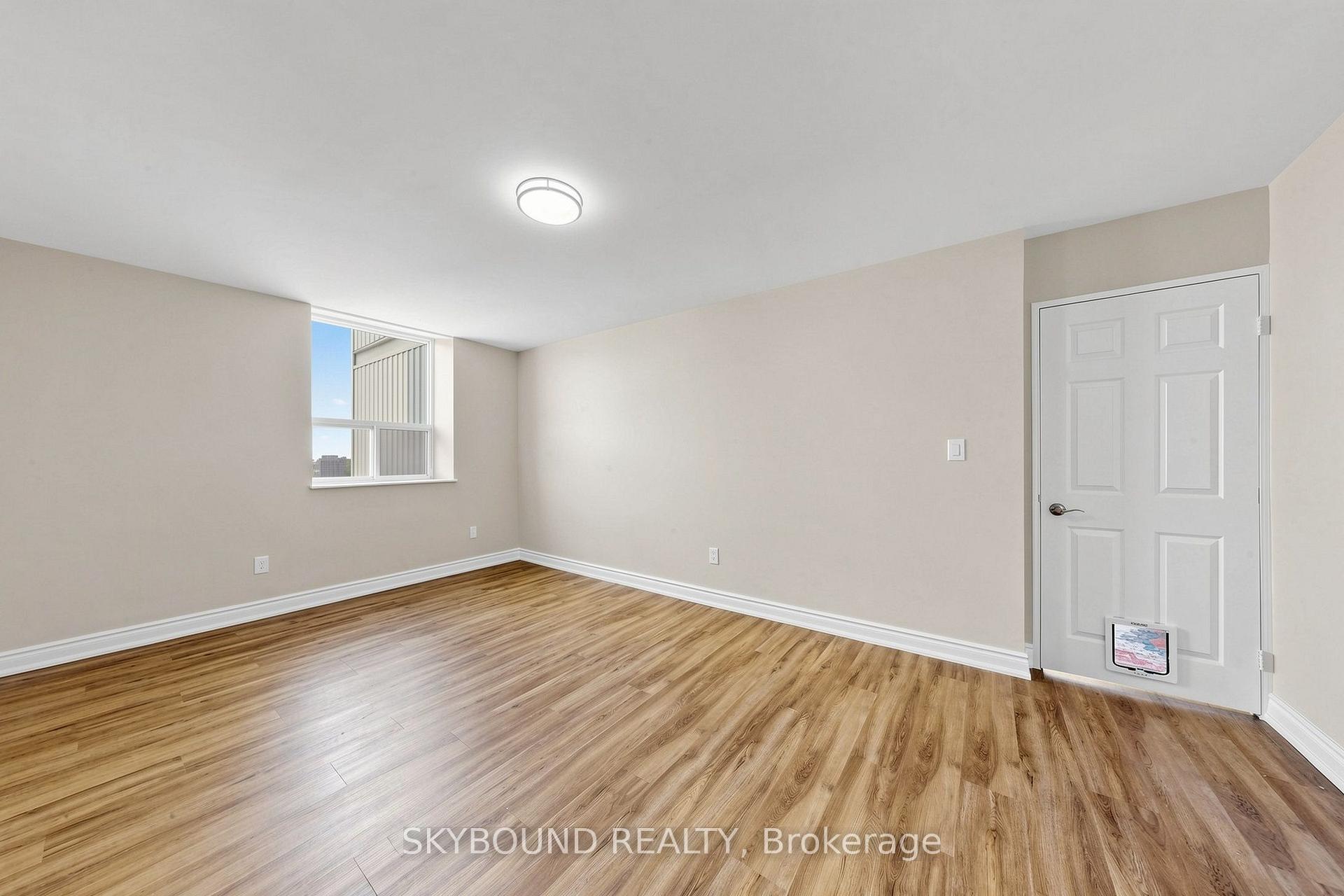 Photo 24 of Unit 1710, 1 Massey Square, Toronto, Crescent Town — HOMEH