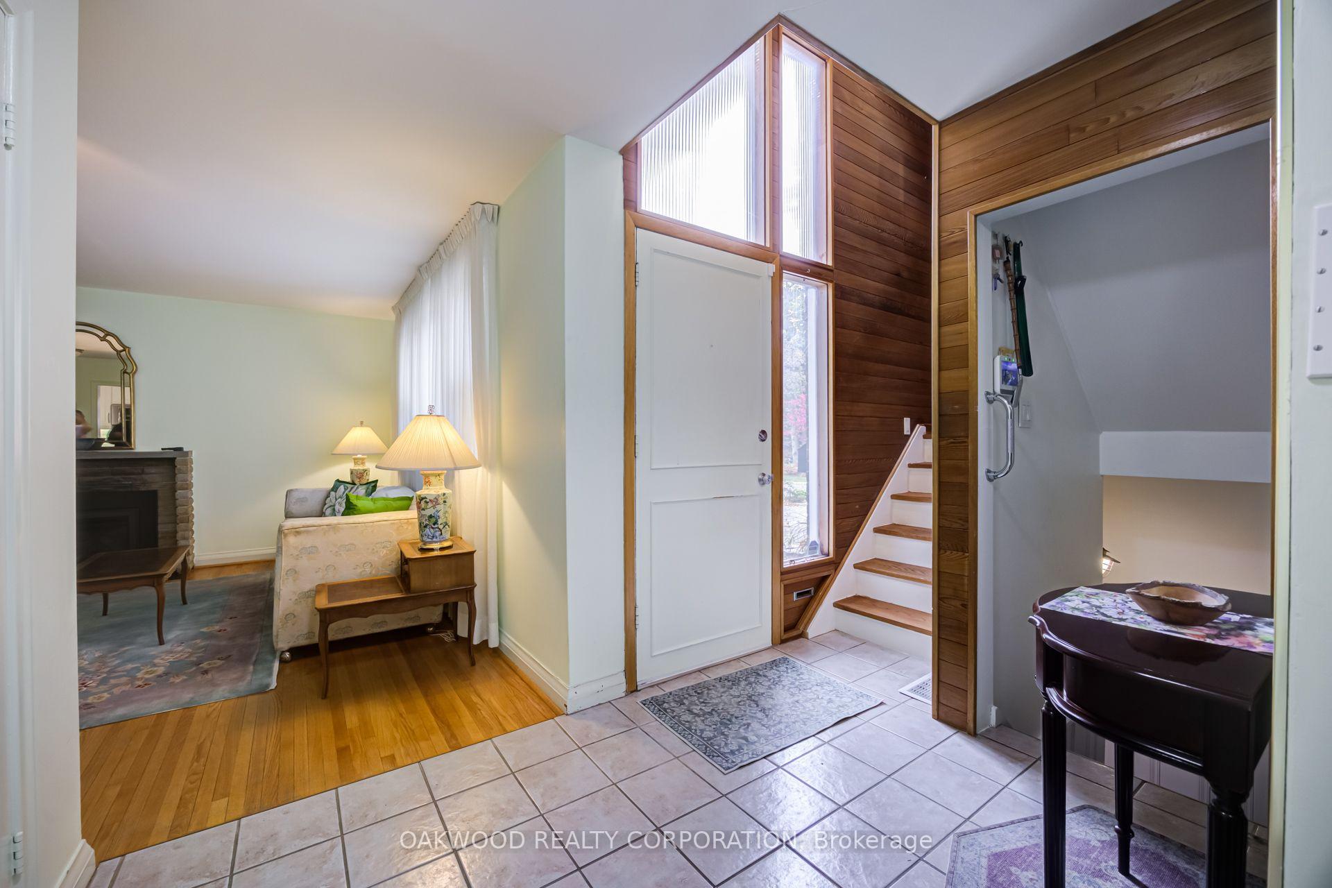 Photo 8 of 41 Greenbrook Drive, North York, Beechborough-Greenbrook — HOMEH