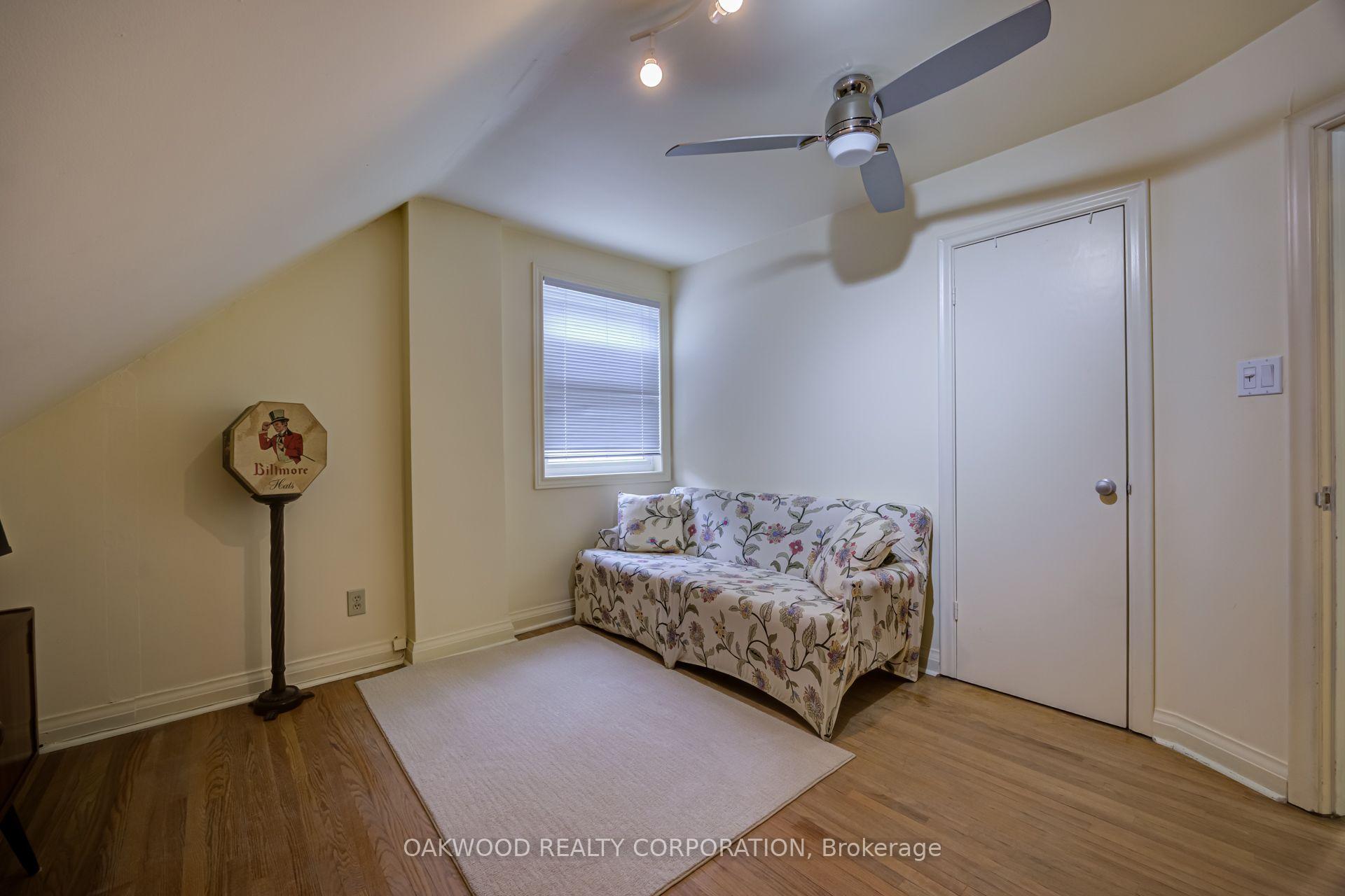 Photo 32 of 41 Greenbrook Drive, North York, Beechborough-Greenbrook — HOMEH