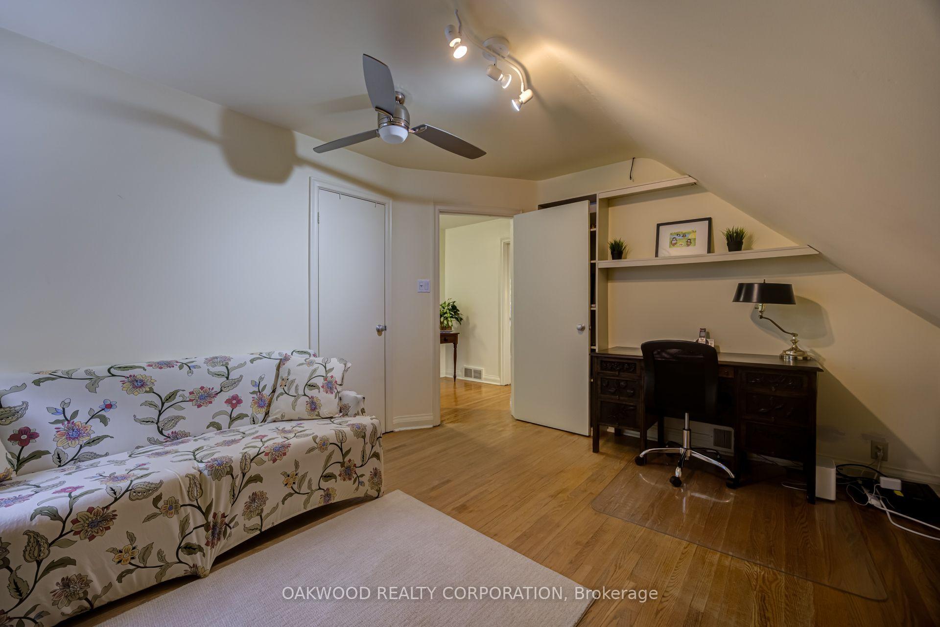 Photo 33 of 41 Greenbrook Drive, North York, Beechborough-Greenbrook — HOMEH
