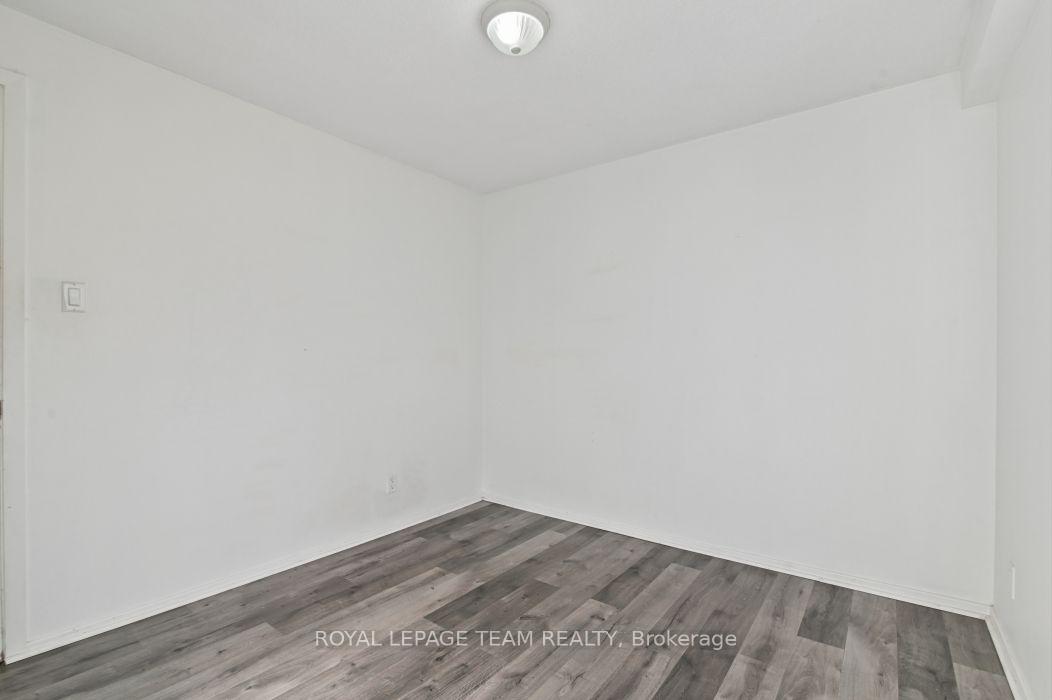 Photo 23 of Unit 10, 49 Sumac Street, Ottawa, Beacon Hill South — HOMEH