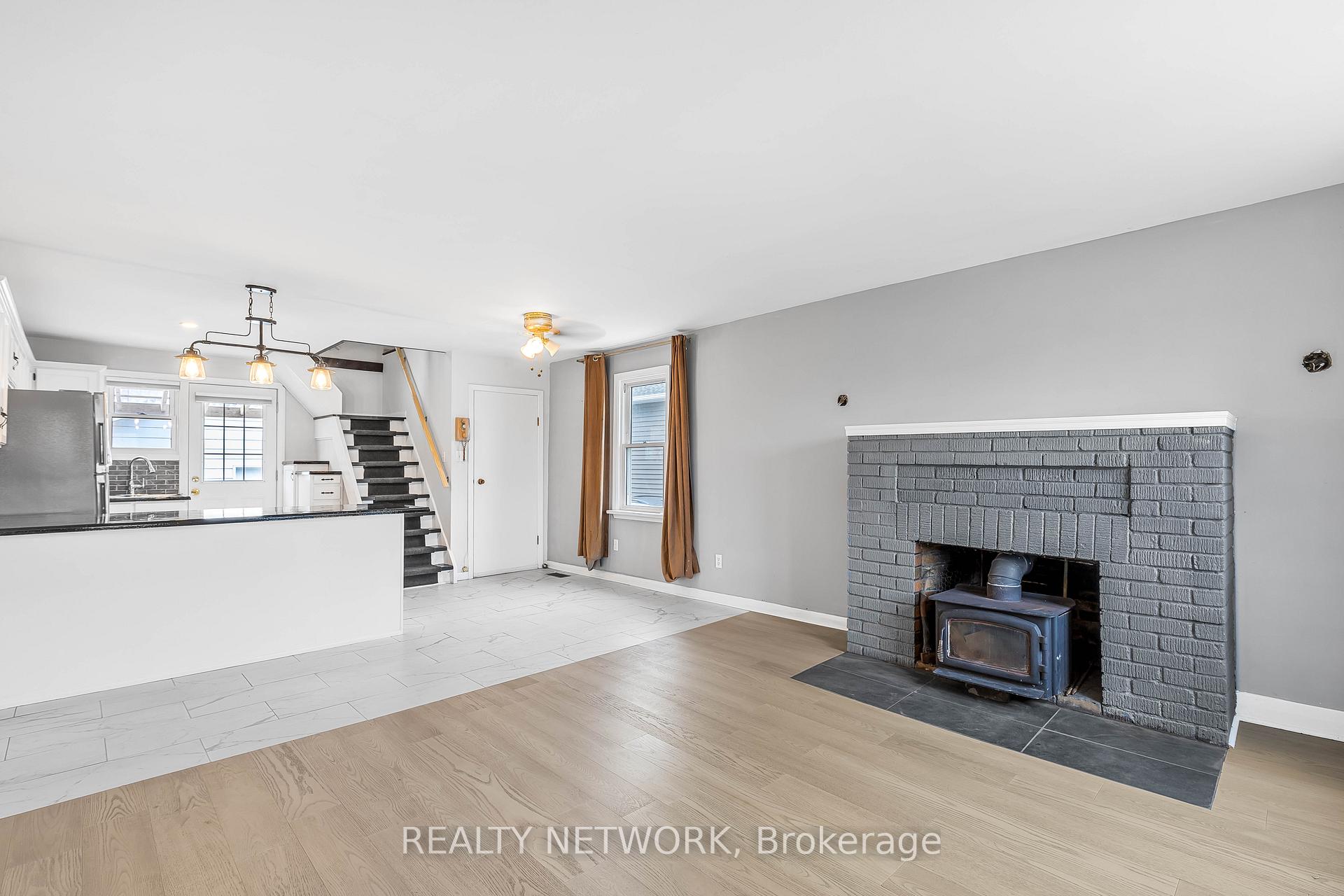 Photo 5 of 76 Johnston Street, Port Colborne, Killaly East — HOMEH