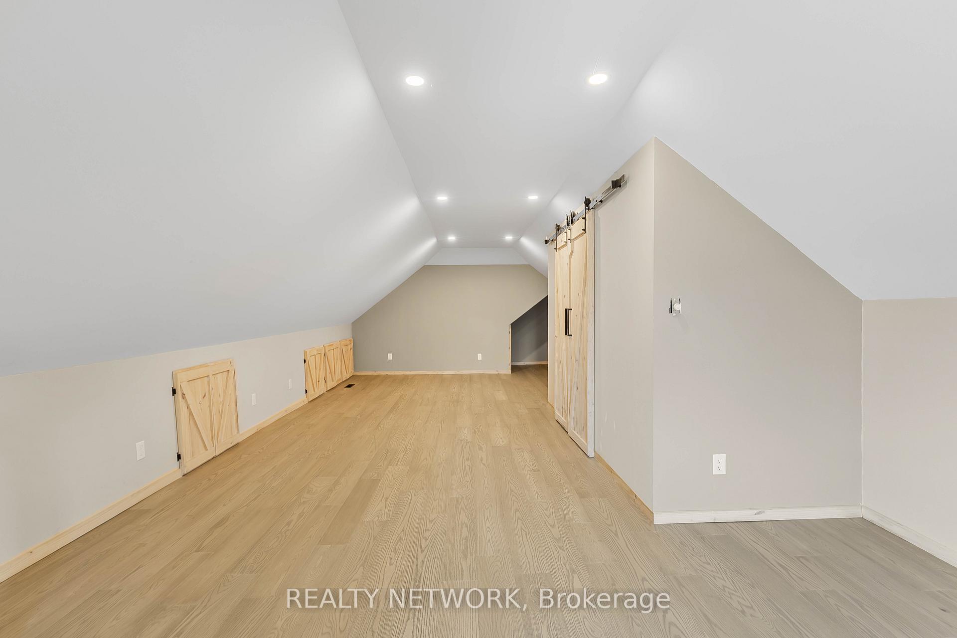Photo 12 of 76 Johnston Street, Port Colborne, Killaly East — HOMEH