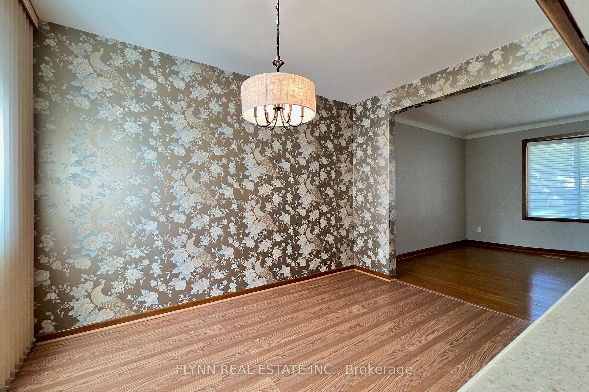 Photo 12 of 70 Richelieu Drive, St. Catharines, Vine/Linwell — HOMEH