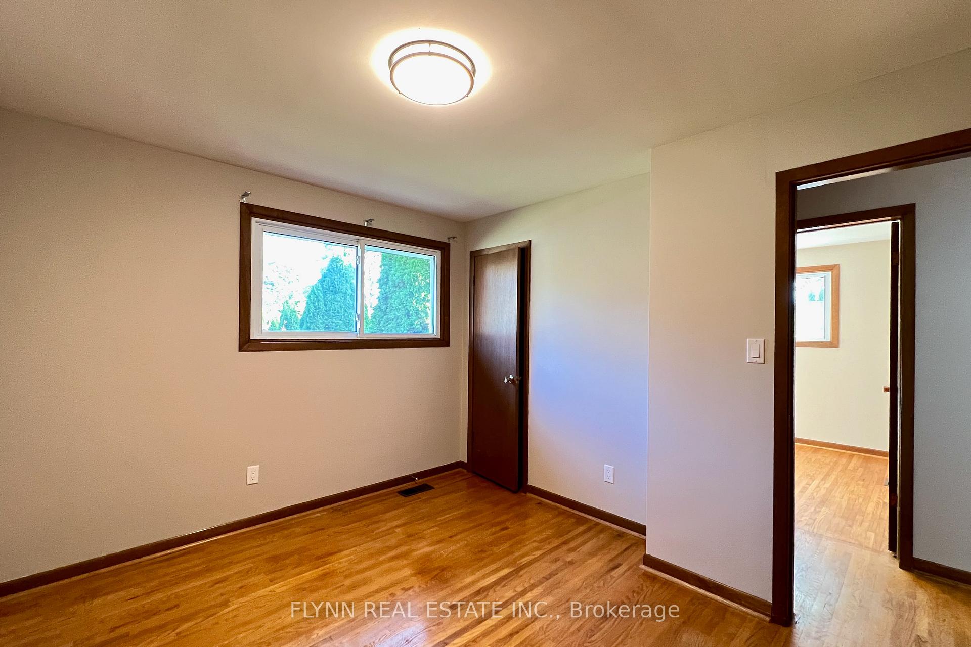 Photo 22 of 70 Richelieu Drive, St. Catharines, Vine/Linwell — HOMEH