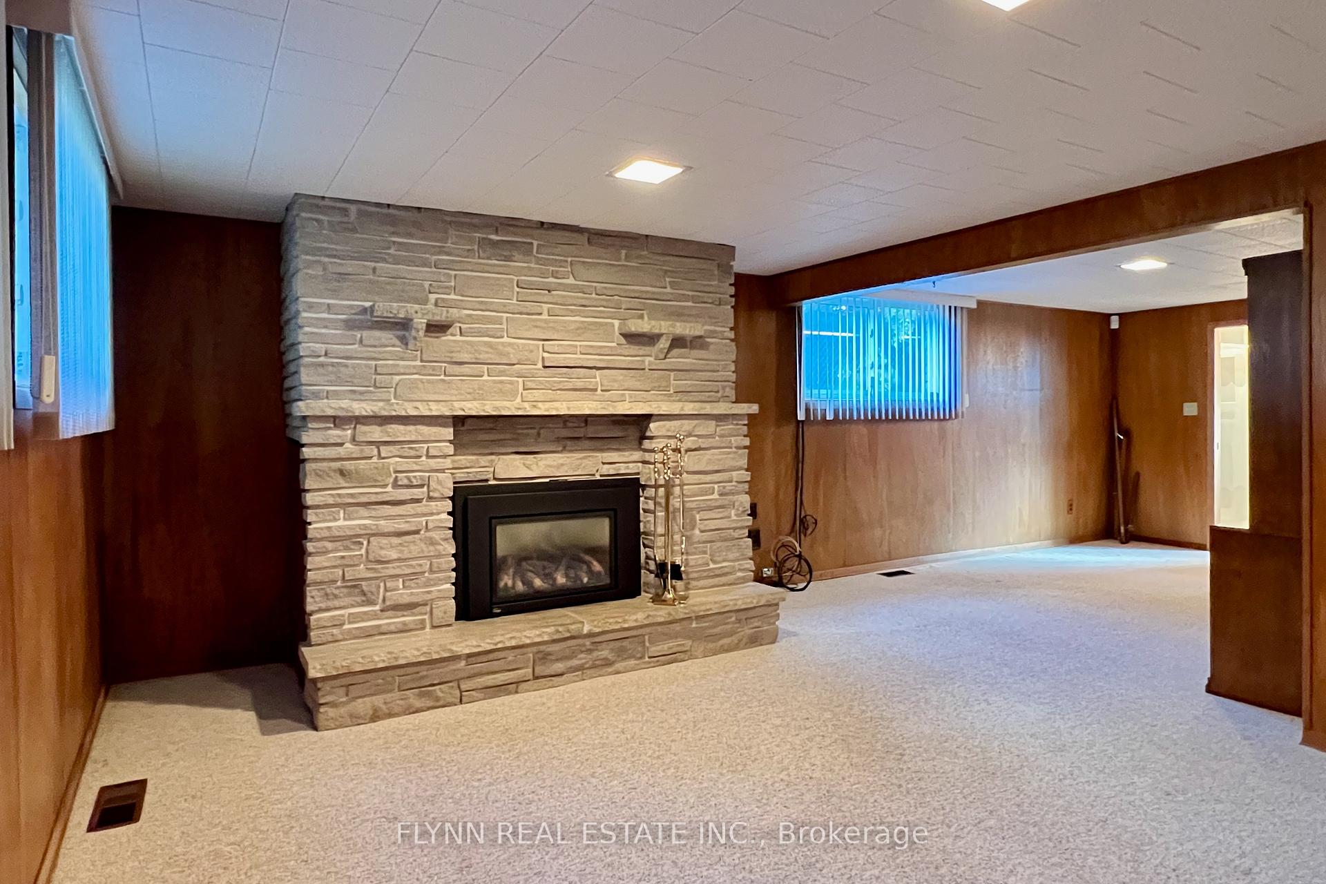 Photo 28 of 70 Richelieu Drive, St. Catharines, Vine/Linwell — HOMEH