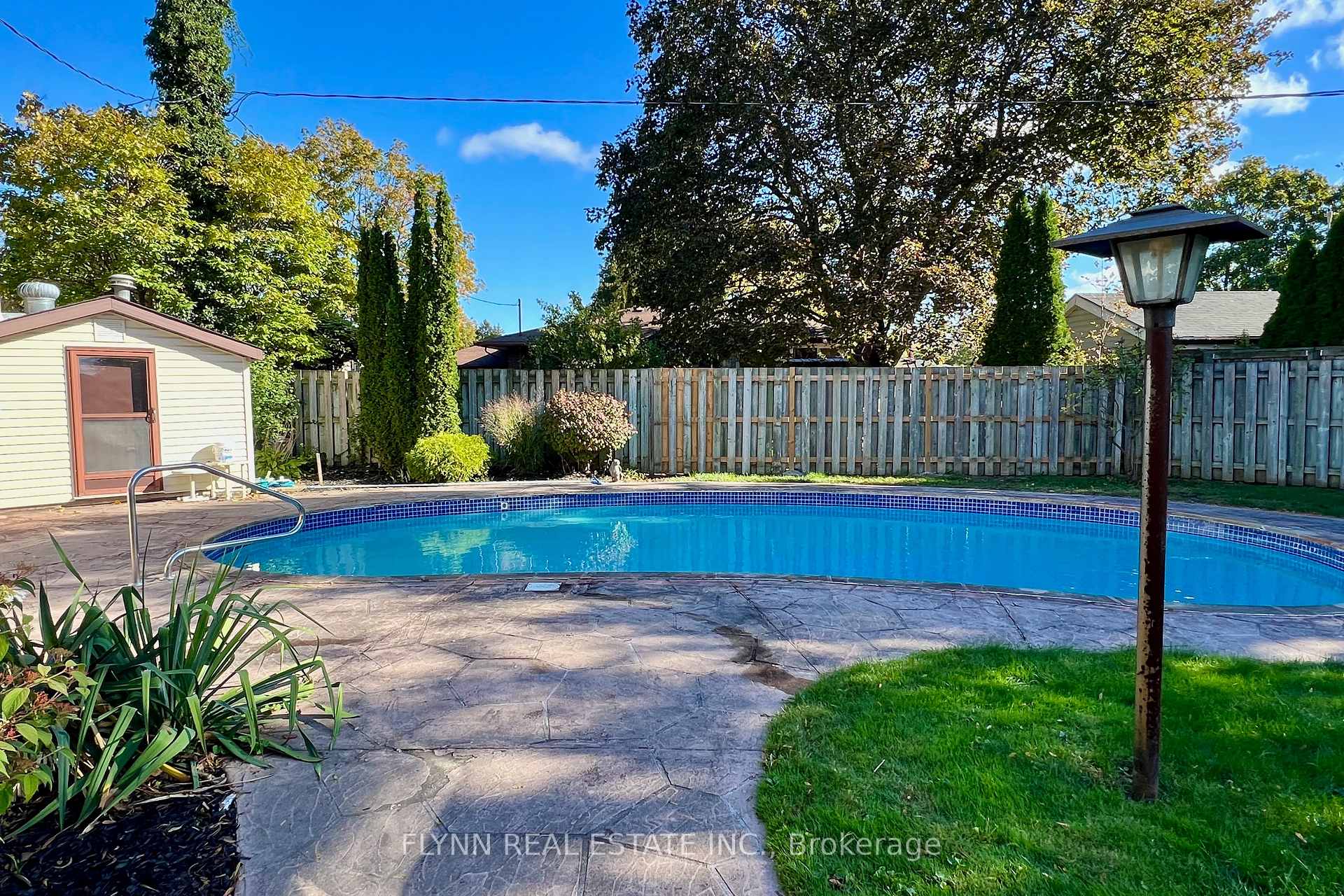 Photo 36 of 70 Richelieu Drive, St. Catharines, Vine/Linwell — HOMEH