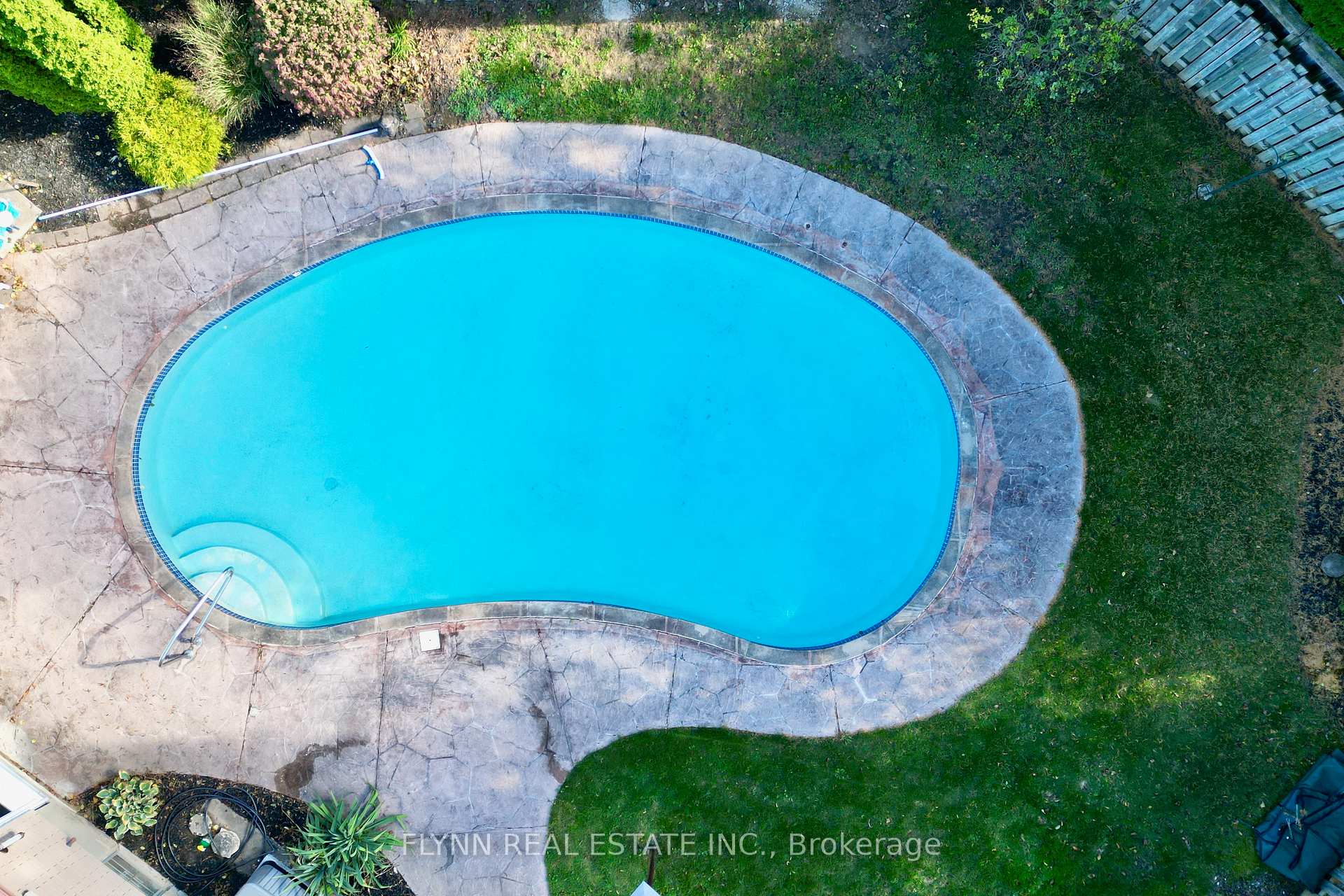 Photo 39 of 70 Richelieu Drive, St. Catharines, Vine/Linwell — HOMEH
