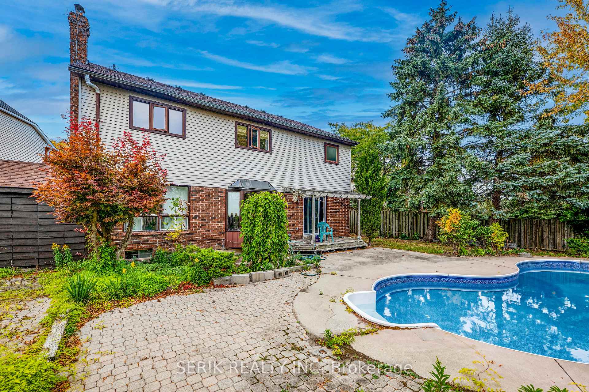 Photo 5 of 32 Neptune Court, Brampton, Westgate — HOMEH
