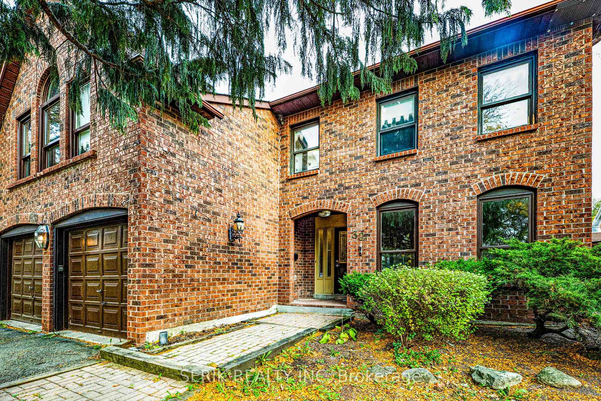 Photo 6 of 32 Neptune Court, Brampton, Westgate — HOMEH