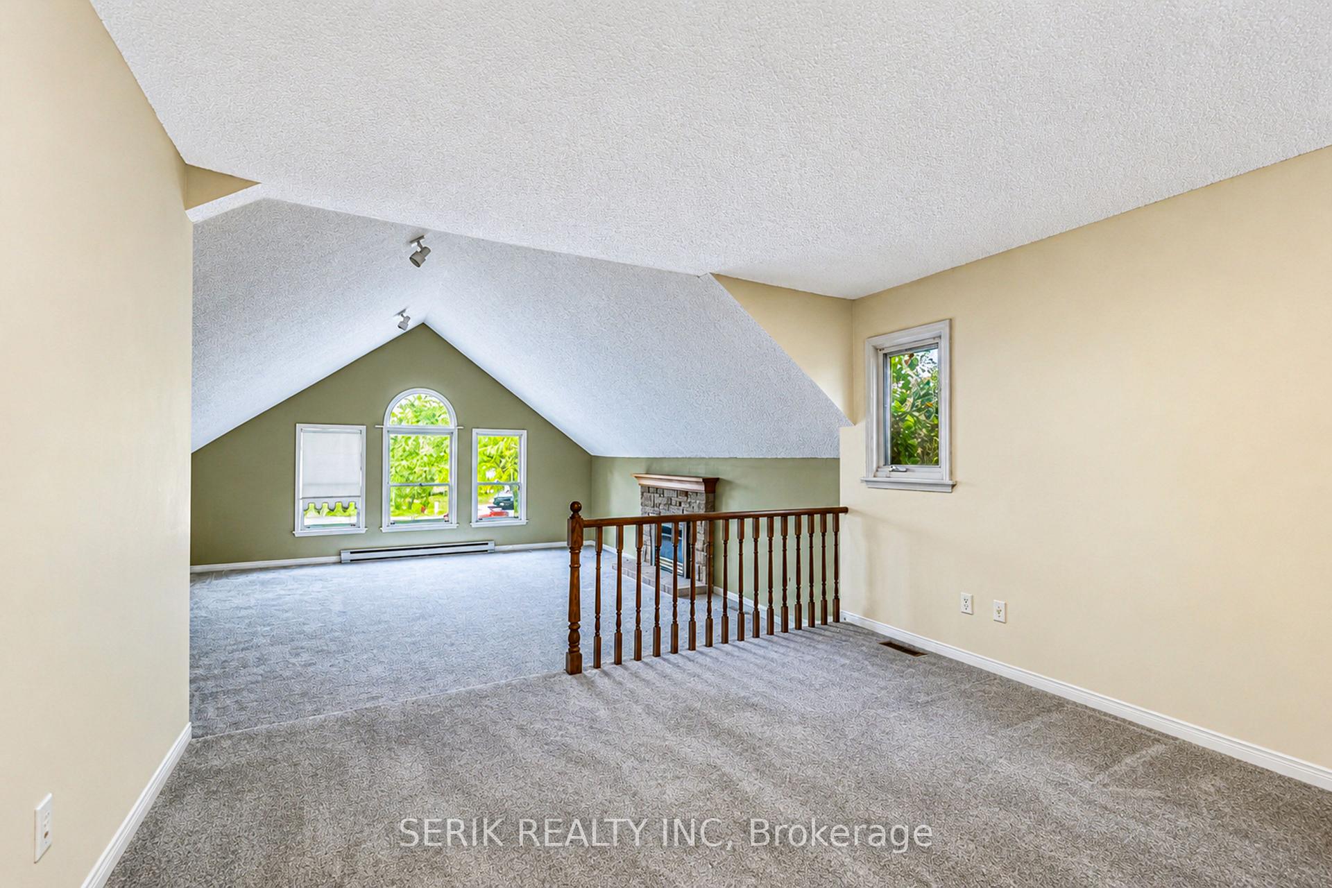 Photo 16 of 32 Neptune Court, Brampton, Westgate — HOMEH