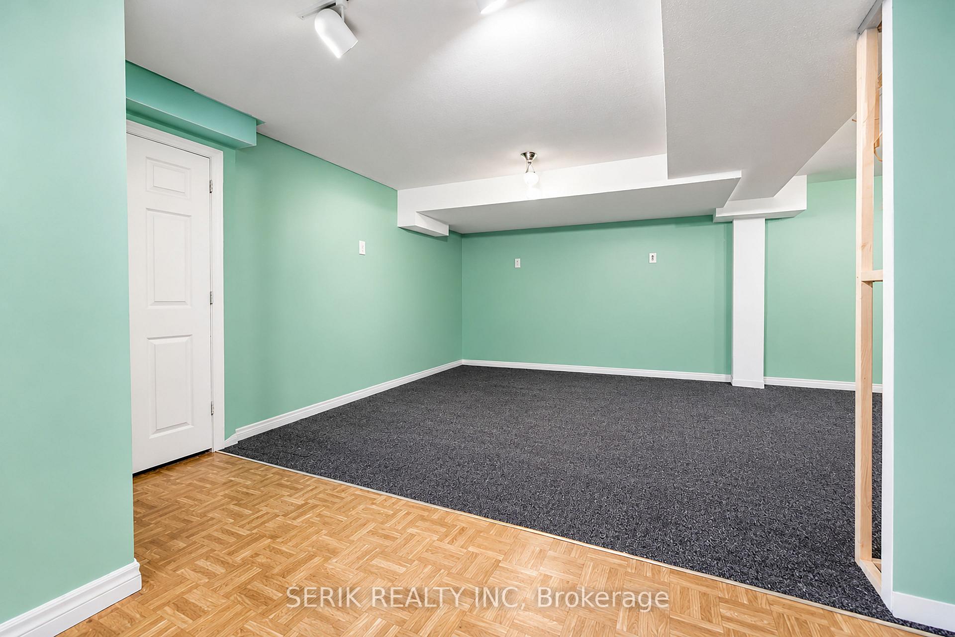 Photo 22 of 32 Neptune Court, Brampton, Westgate — HOMEH
