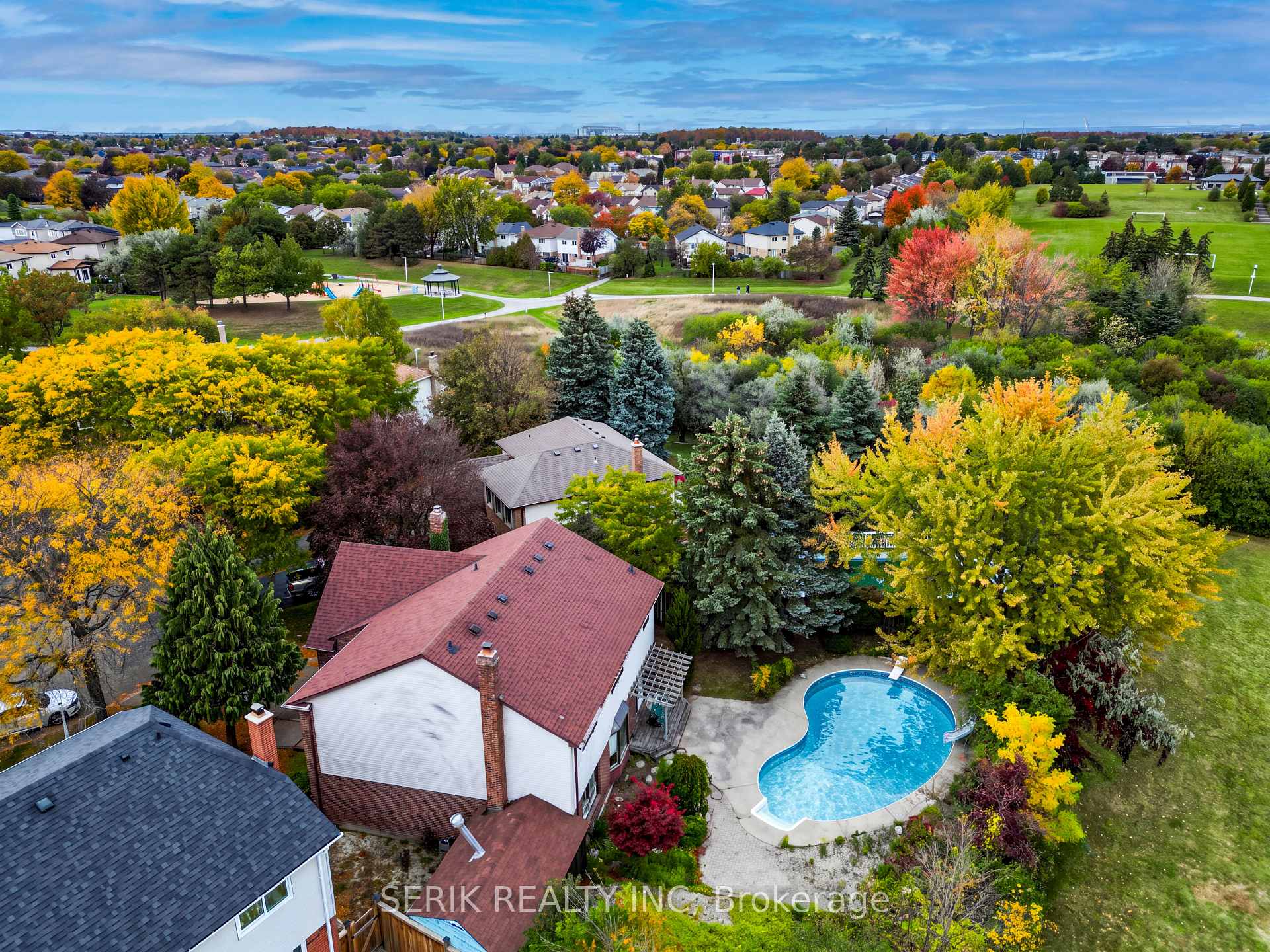 Photo 25 of 32 Neptune Court, Brampton, Westgate — HOMEH