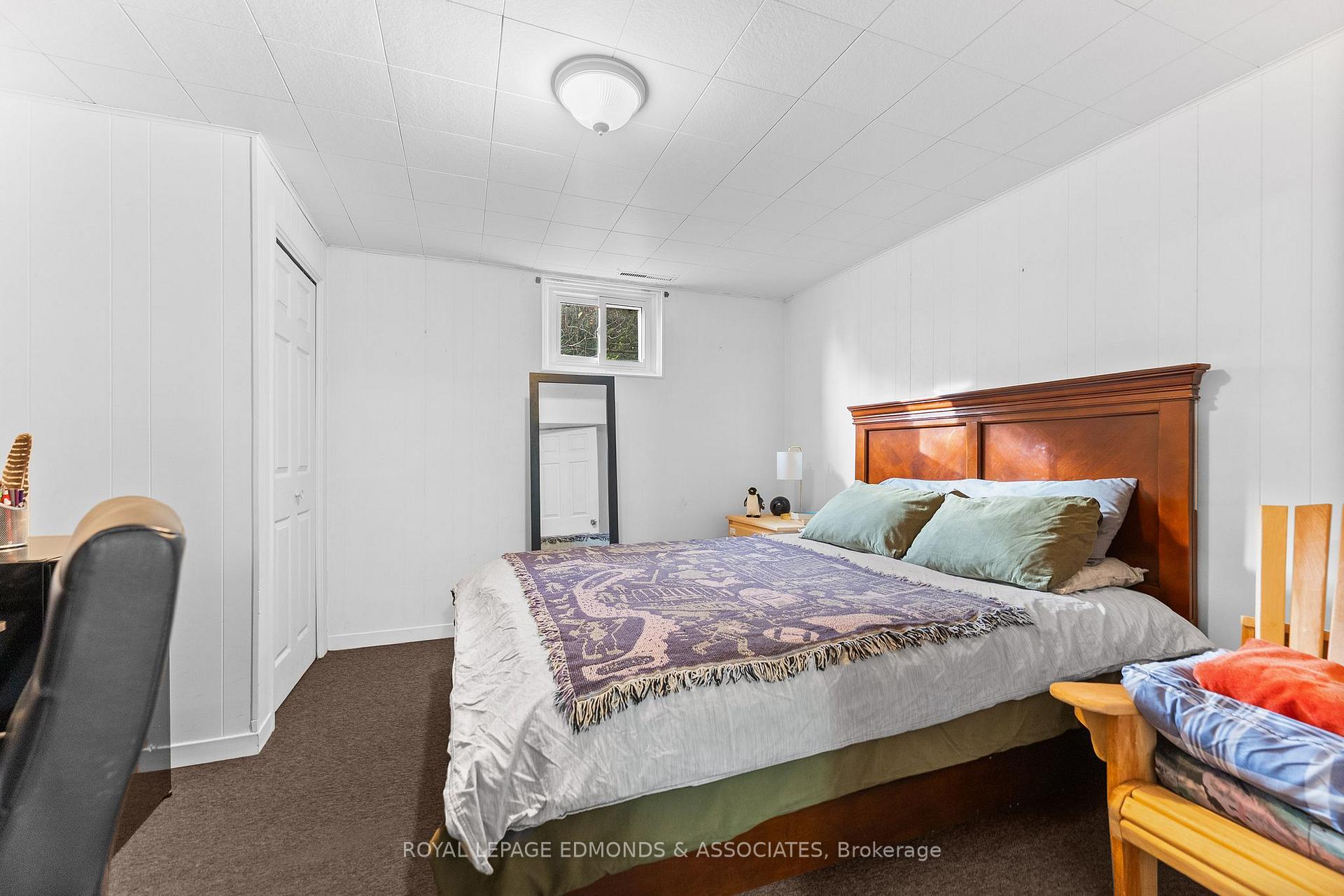 Photo 34 of 566 Catherine Street S, Pembroke, Pembroke — HOMEH
