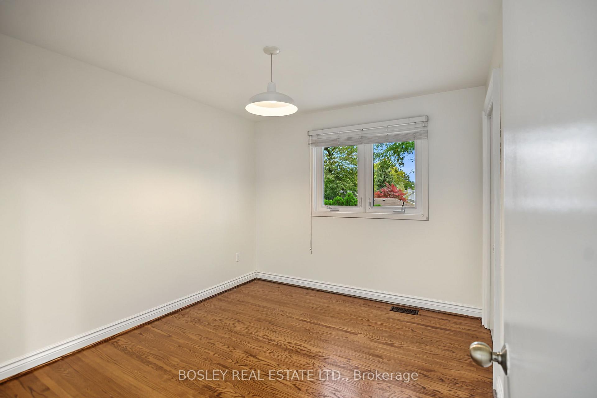 Photo 28 of 16 Shaughnessy Boulevard, North York, Henry Farm — HOMEH
