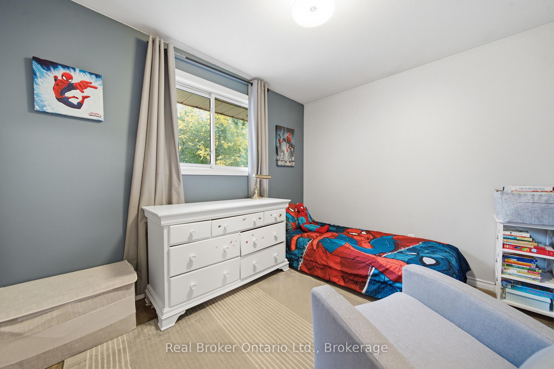 Photo 12 of 19 Argyle Drive, Guelph, Dovercliffe Park/Old University — HOMEH