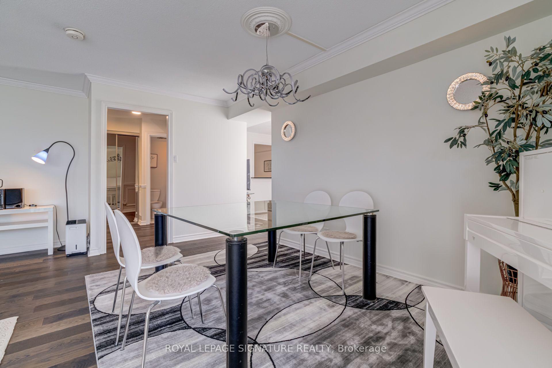 Photo 3 of Unit A39, 300 Mill Road, Etobicoke, Markland Wood — HOMEH