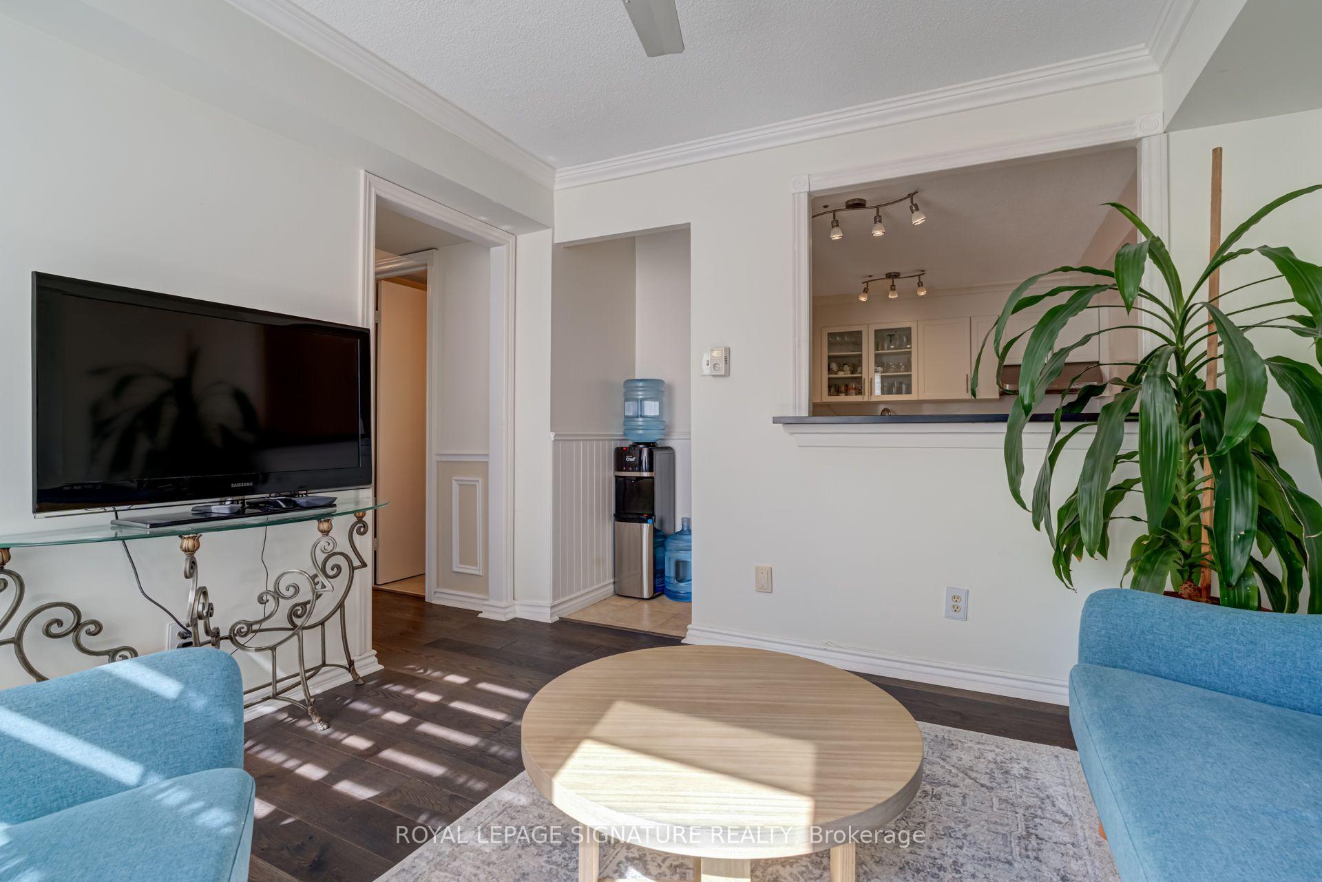 Photo 8 of Unit A39, 300 Mill Road, Etobicoke, Markland Wood — HOMEH