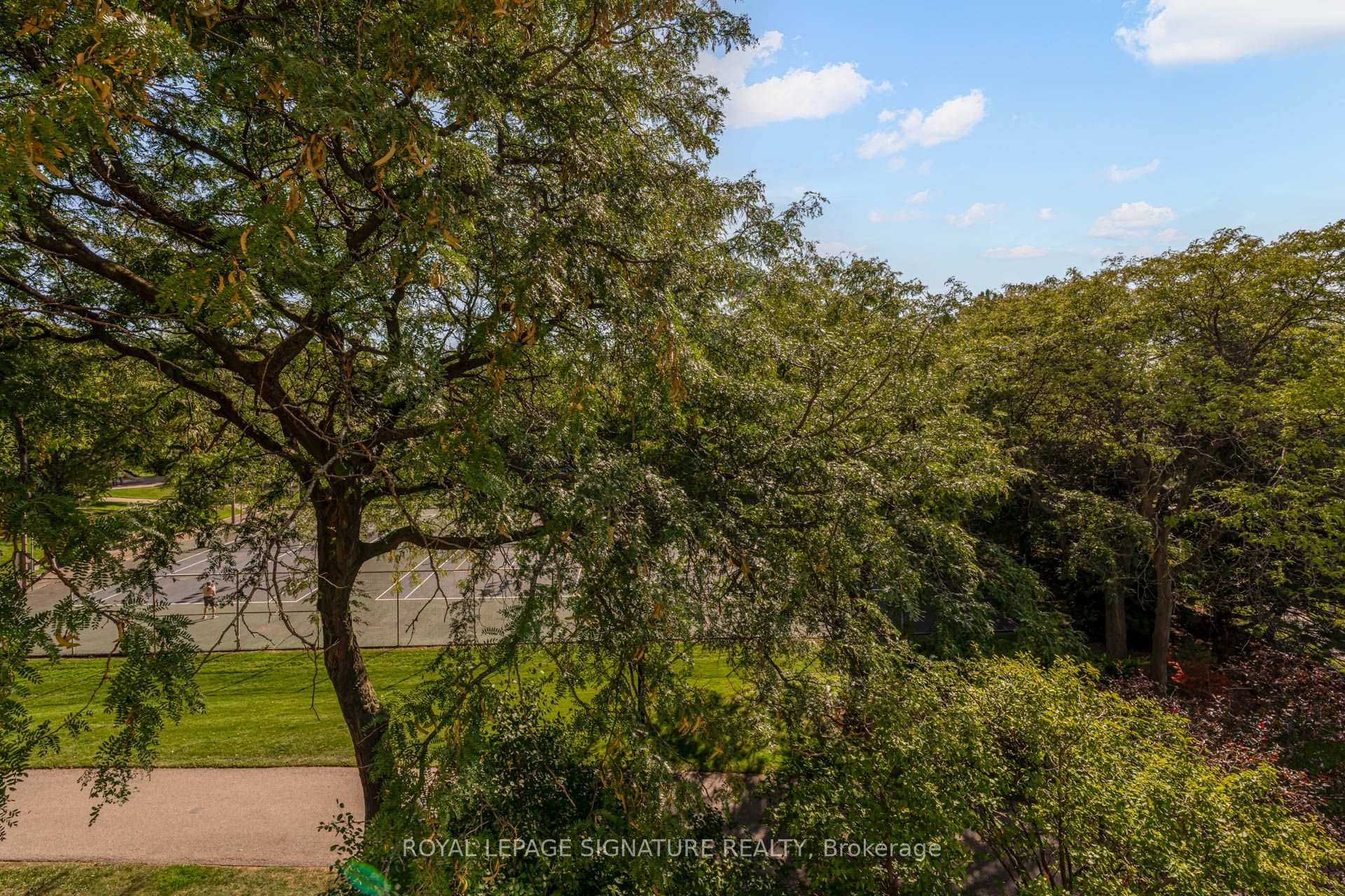 Photo 29 of Unit A39, 300 Mill Road, Etobicoke, Markland Wood — HOMEH