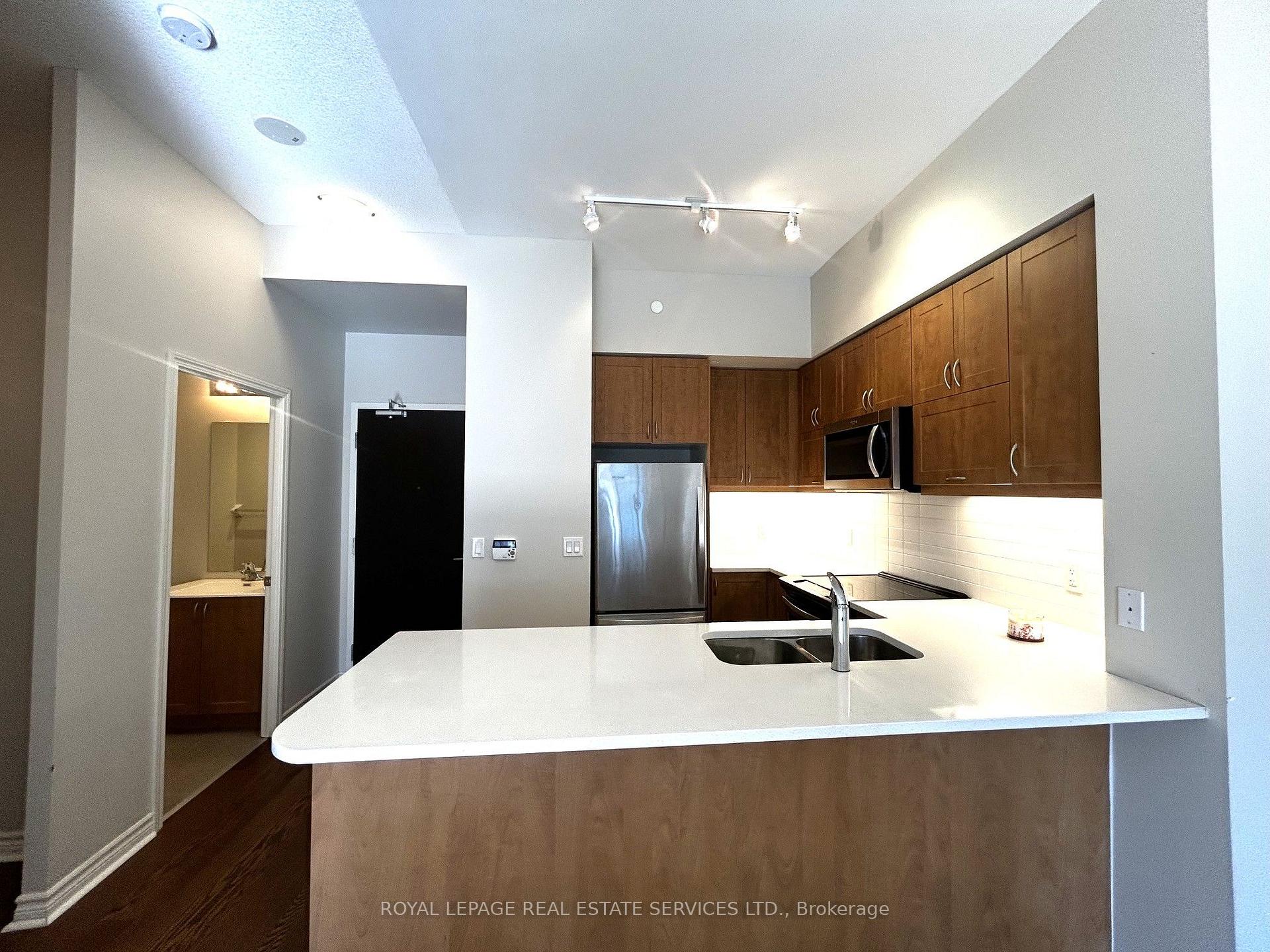 Photo 9 of Unit 1702, 39 Annie Craig Drive, Etobicoke, Mimico — HOMEH