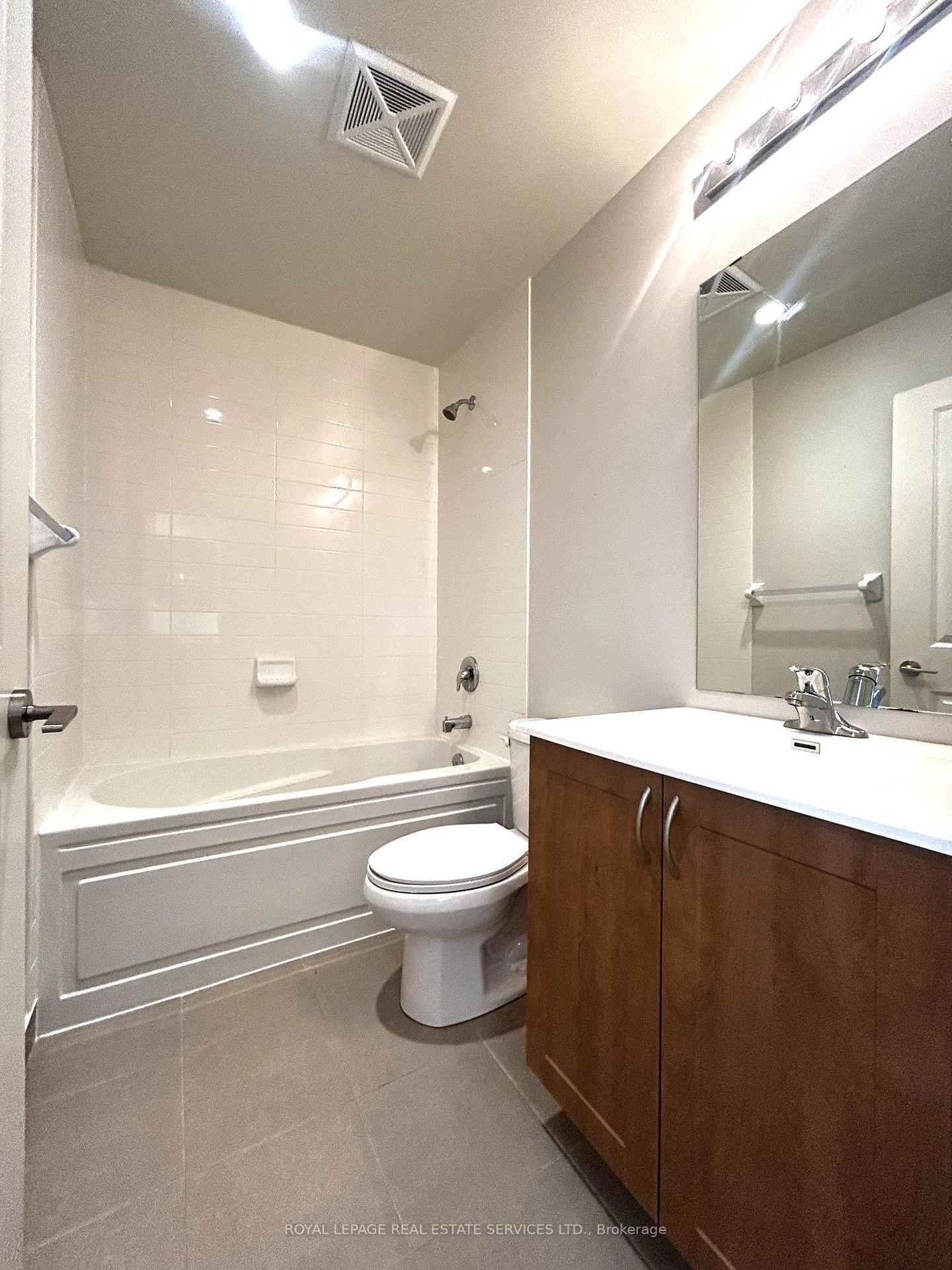 Photo 23 of Unit 1702, 39 Annie Craig Drive, Etobicoke, Mimico — HOMEH