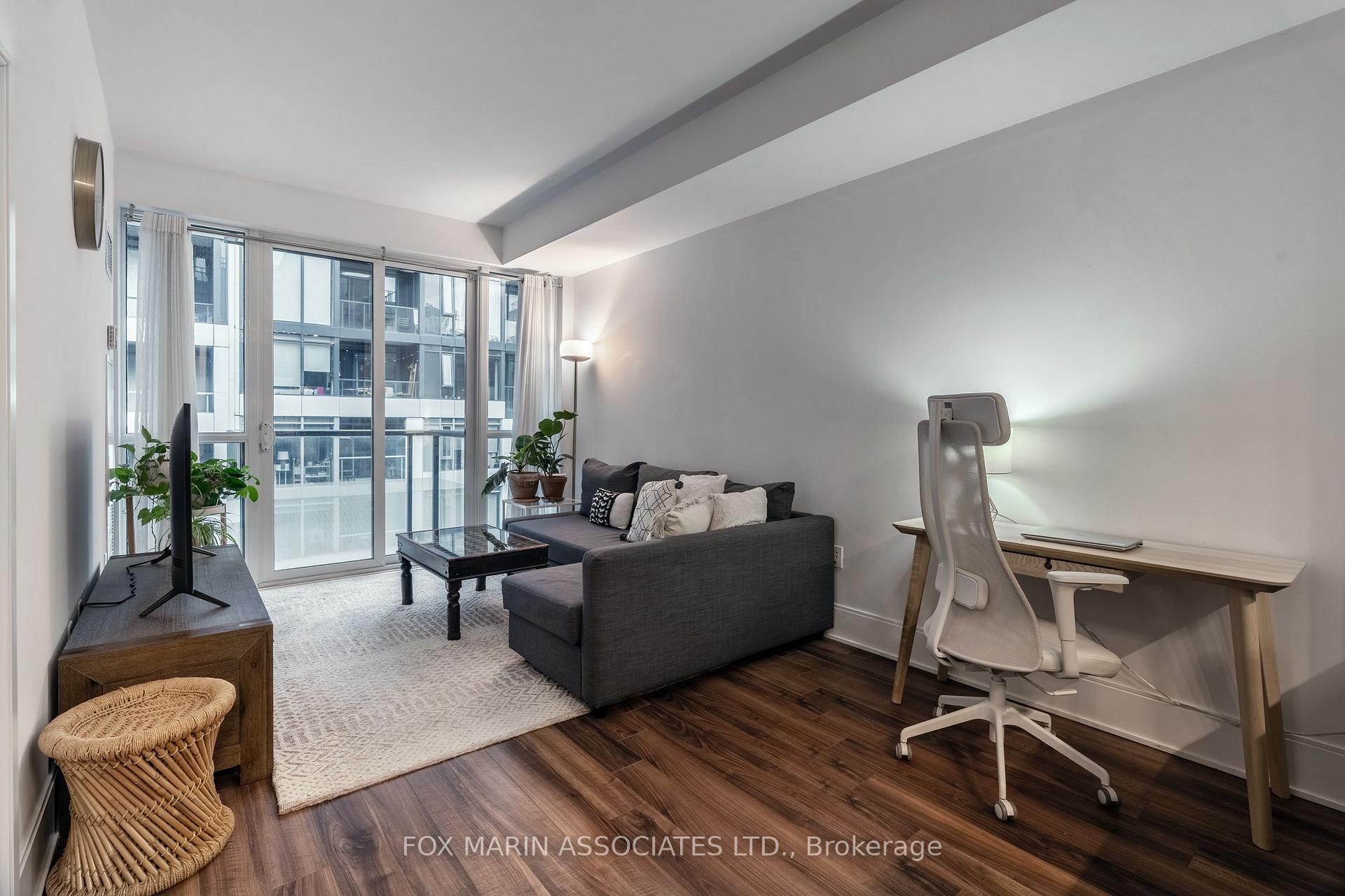 Photo 1 of Unit 807, 560 Front Street W, Toronto, Waterfront Communities — HOMEH