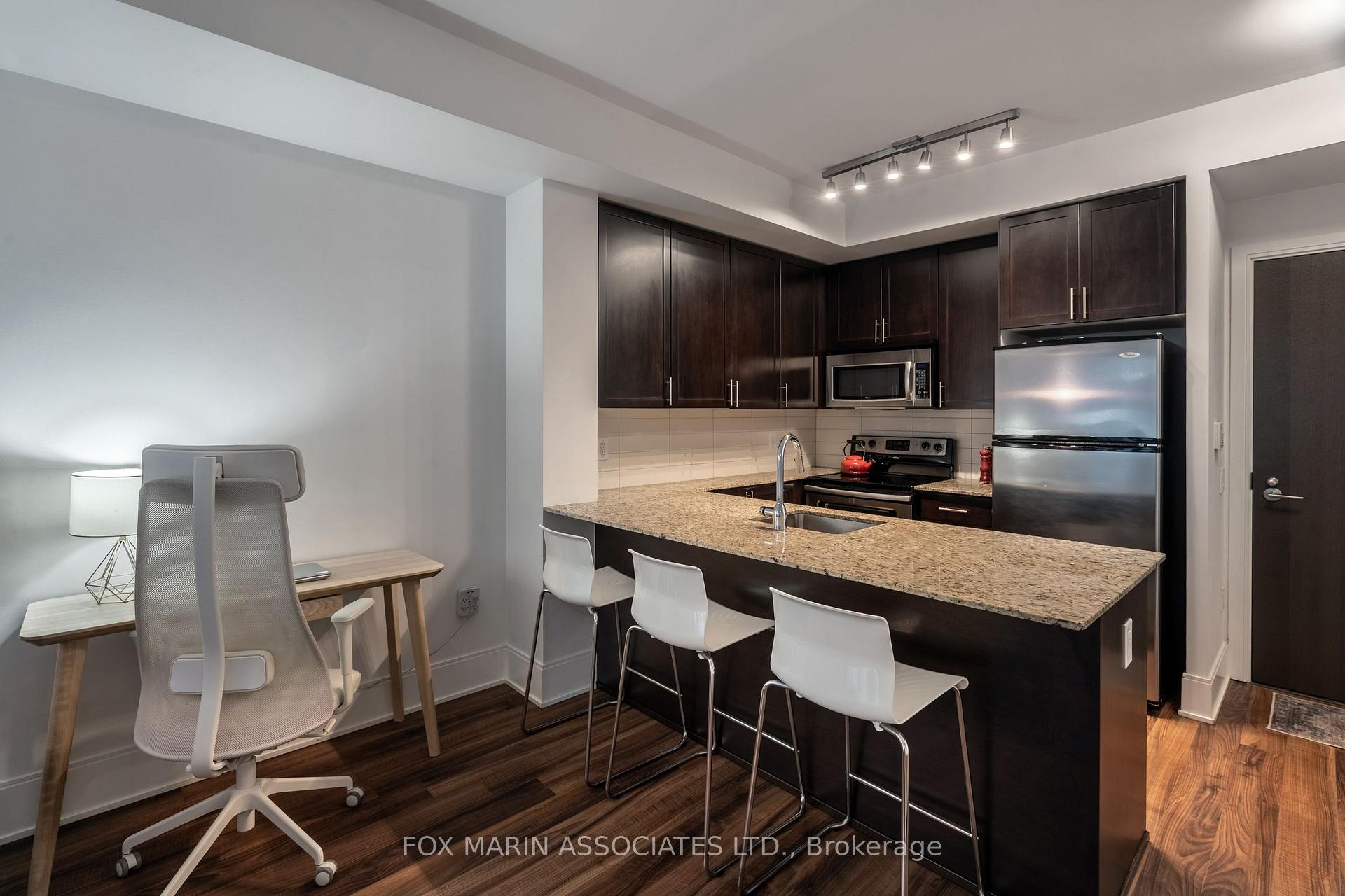 Photo 8 of Unit 807, 560 Front Street W, Toronto, Waterfront Communities — HOMEH