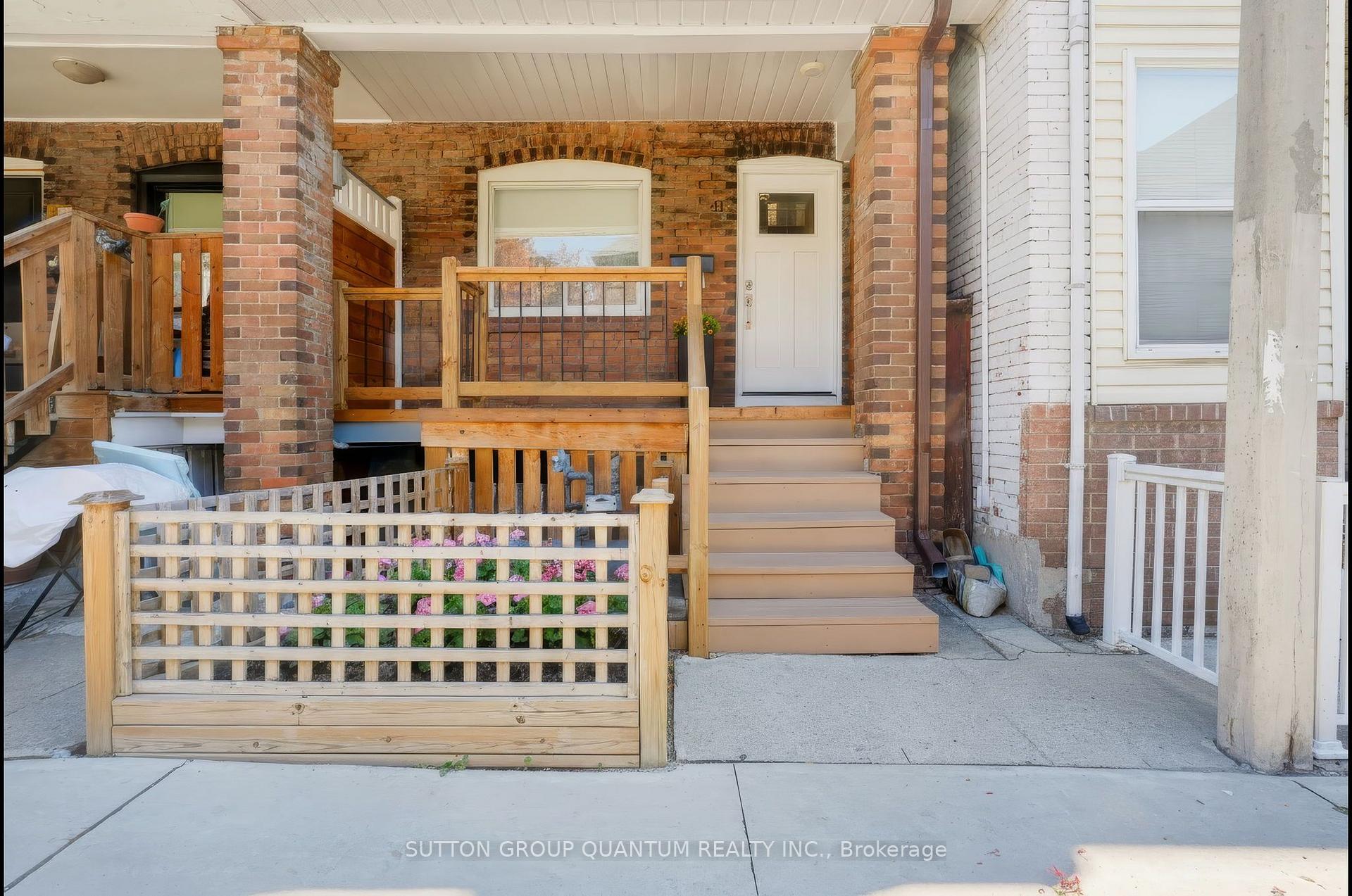 Photo of 41 Manning Avenue