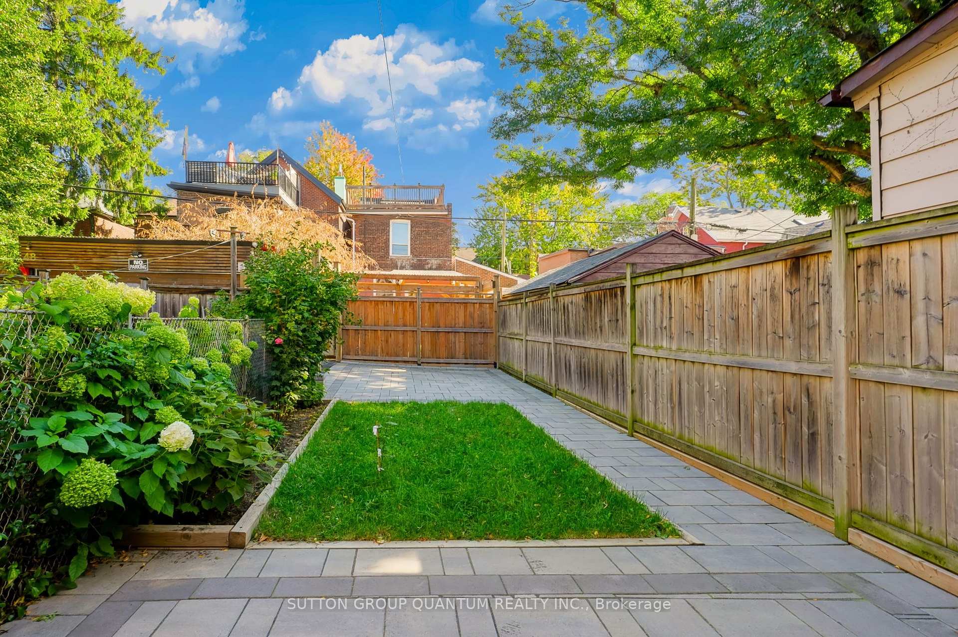 Photo 25 of 41 Manning Avenue, Toronto, Trinity-Bellwoods — HOMEH