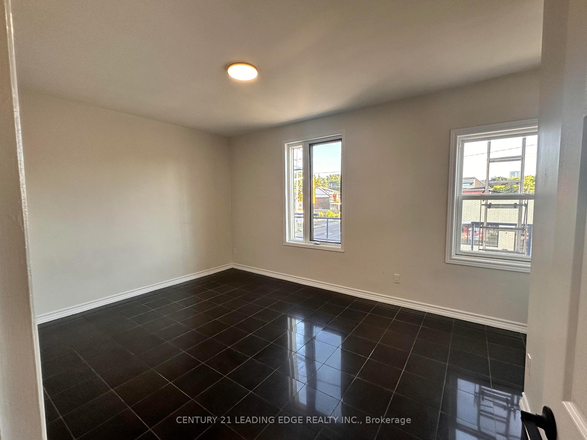Photo 3 of Unit 2, 783 Barton Street E, Hamilton, Gibson — HOMEH
