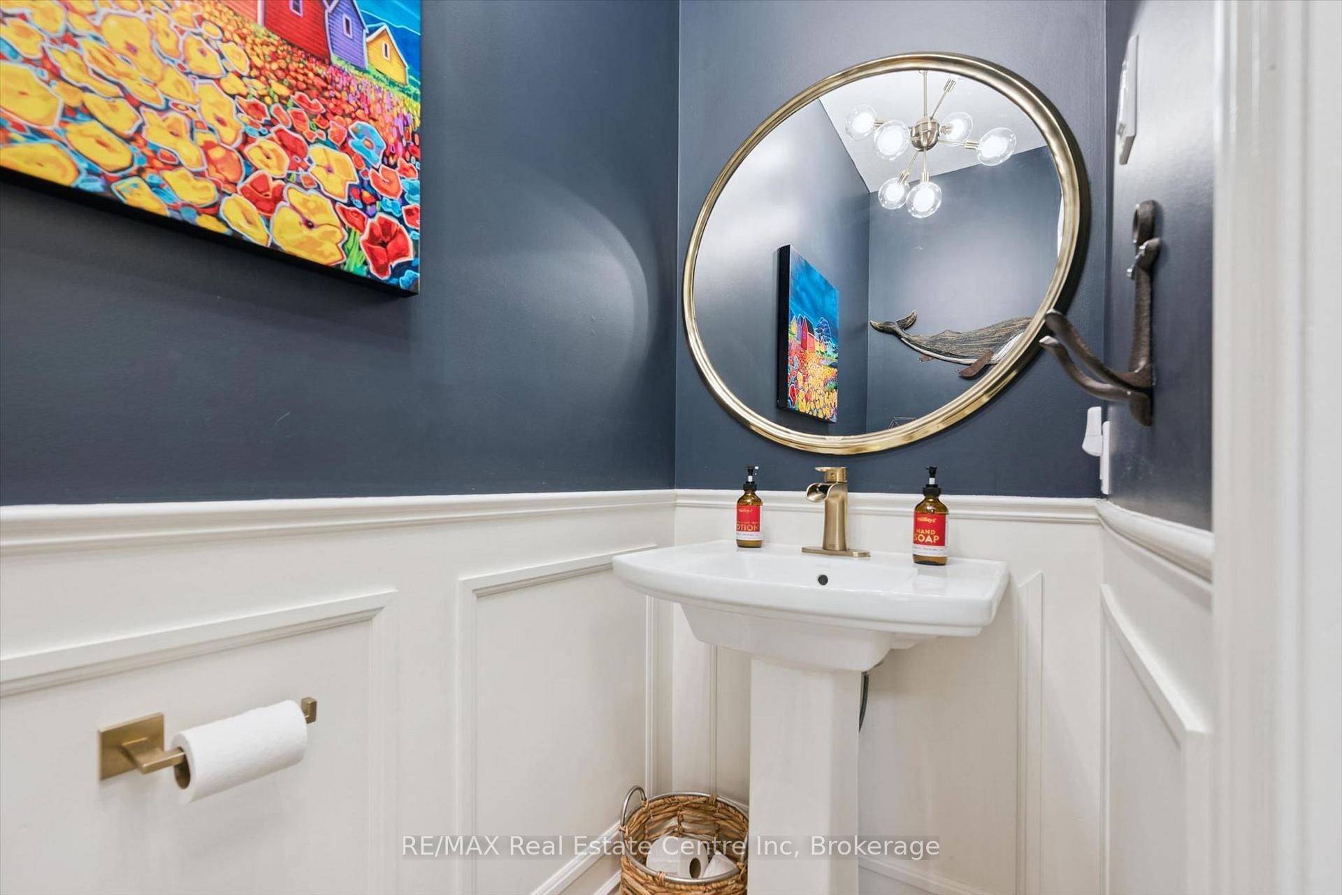 Photo 20 of 240 Prince's Street, Centre Wellington, Fergus — HOMEH