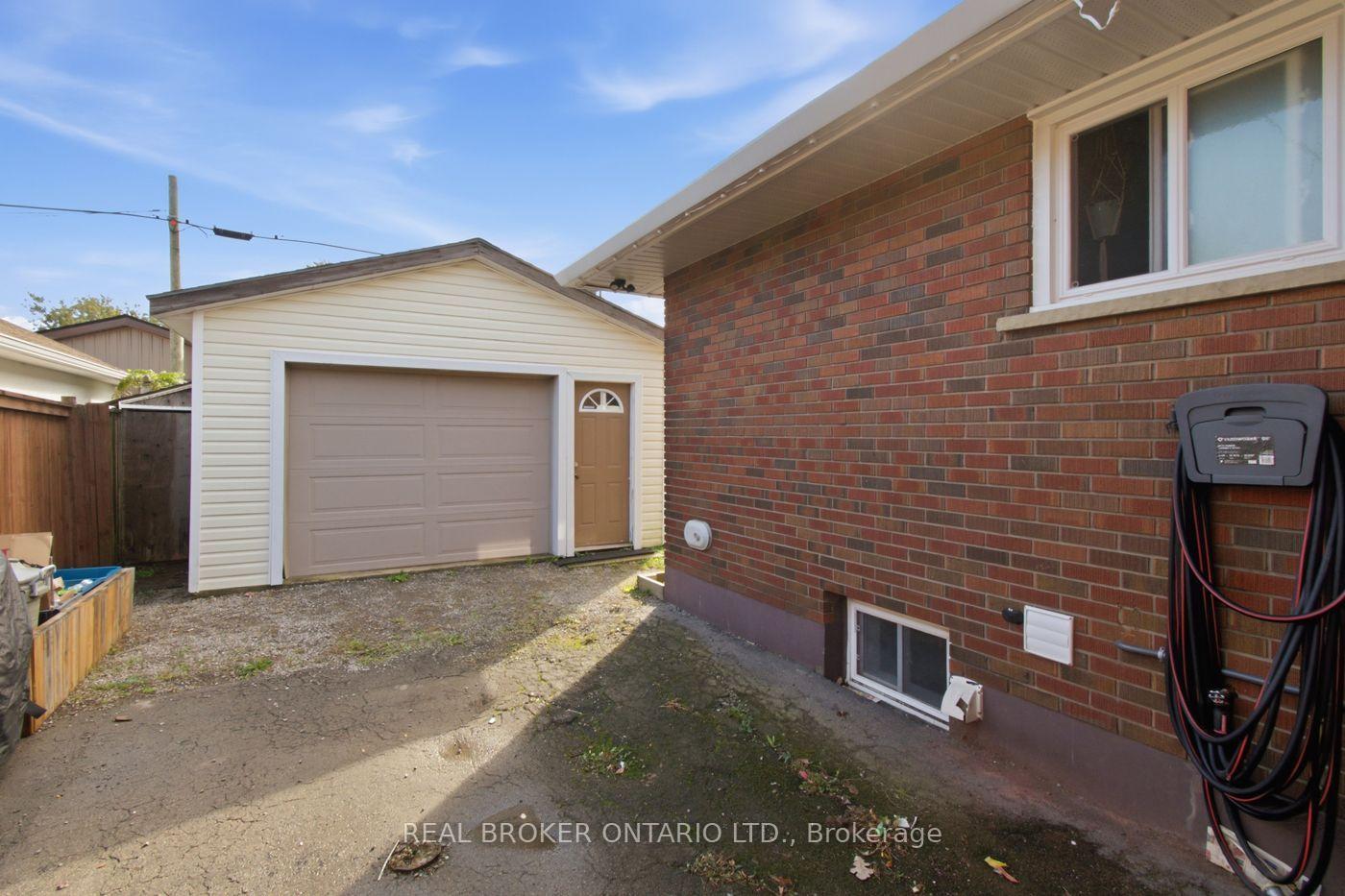 Photo 25 of 447 David Street, Welland, Lincoln/Crowland — HOMEH