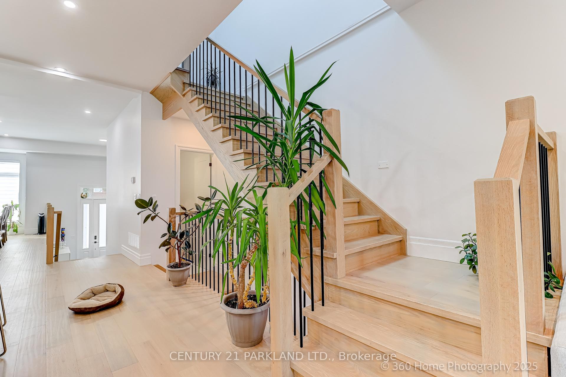 Photo 13 of 30 Glen Echo Avenue, Toronto, Lawrence Park North — HOMEH