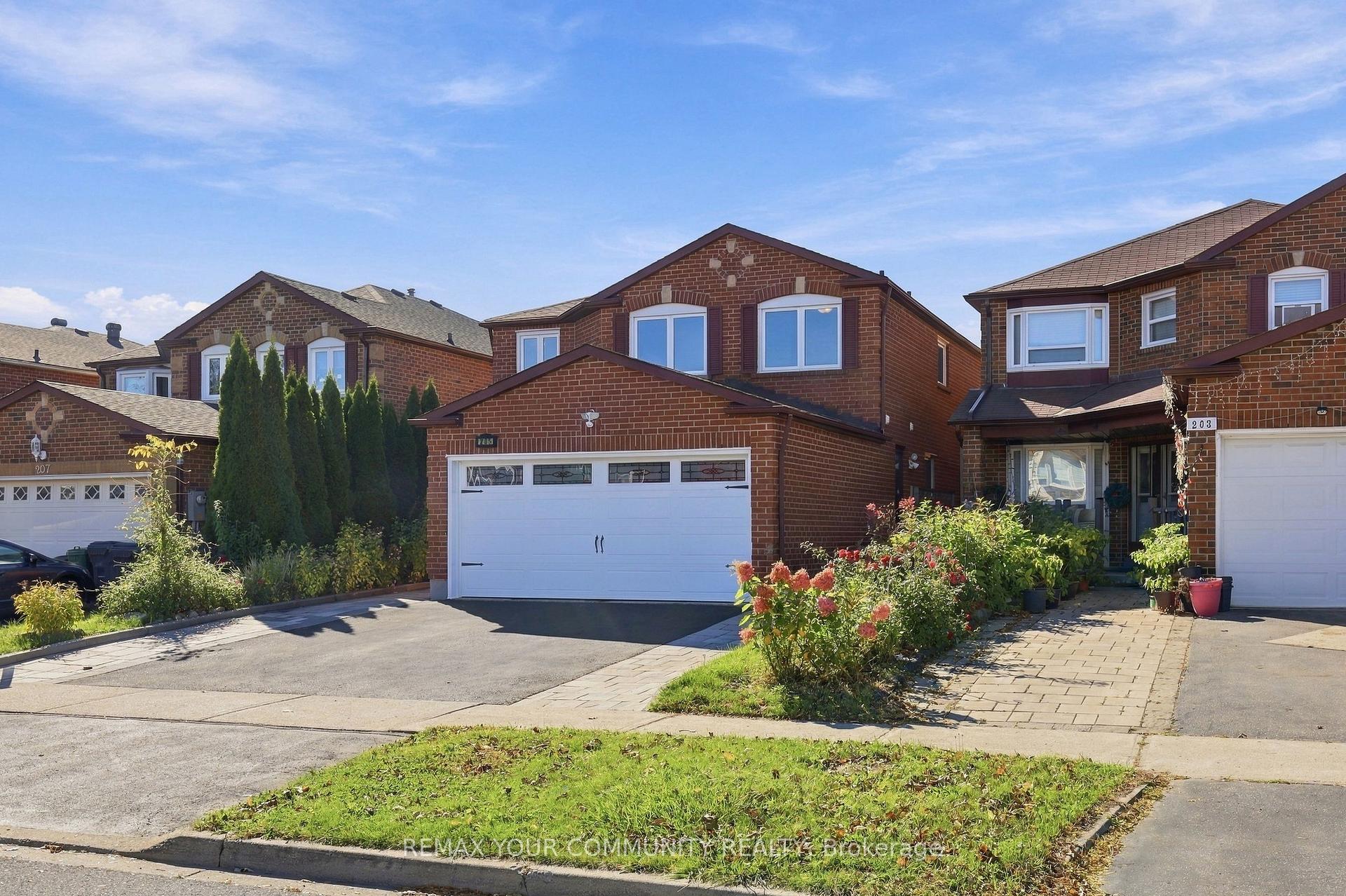 Photo 6 of 205 Hupfield Trail, Scarborough, Malvern — HOMEH