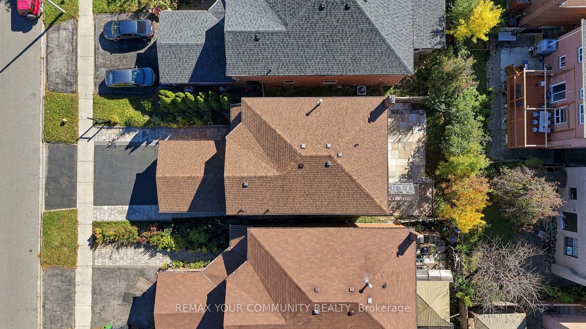 Photo 11 of 205 Hupfield Trail, Scarborough, Malvern — HOMEH