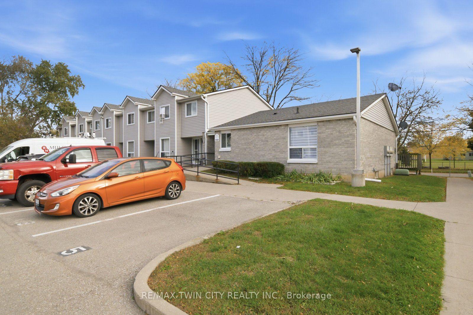 Photo 1 of Unit 5, 492 Grey Street, Brantford, Echo Place — HOMEH